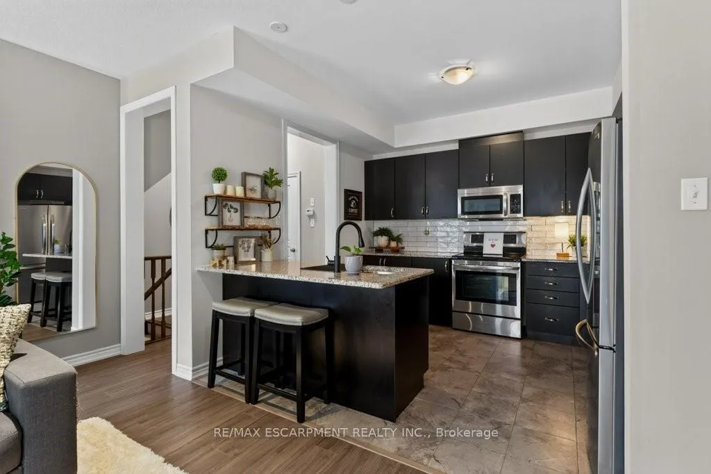Photo 18 of Unit 37, 54 Nisbet Boulevard, Hamilton, Waterdown — HOMEH