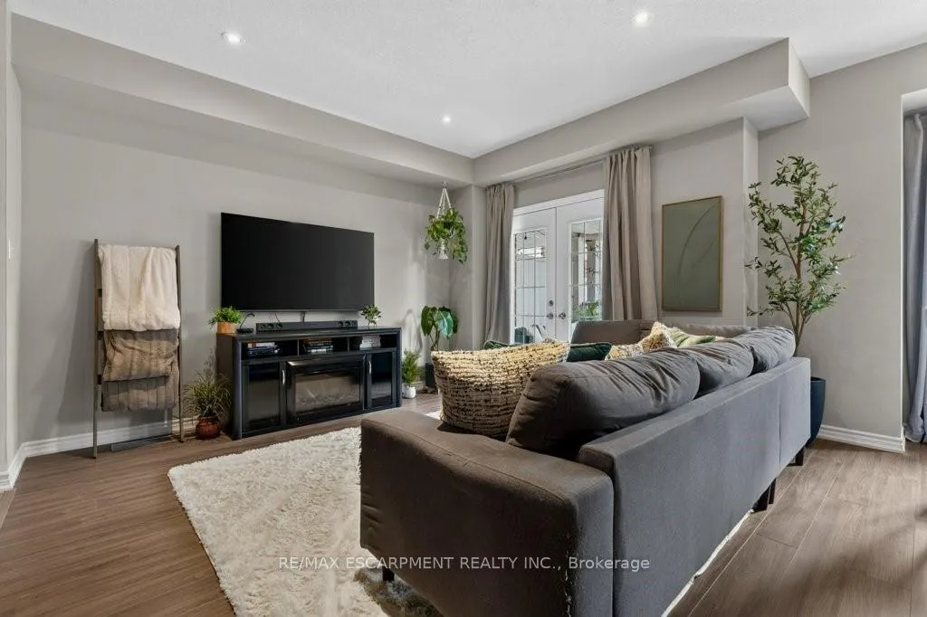 Photo 25 of Unit 37, 54 Nisbet Boulevard, Hamilton, Waterdown — HOMEH