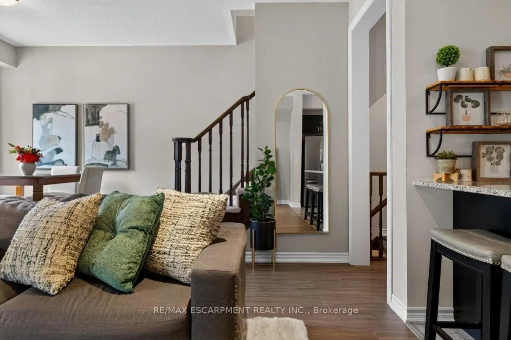 Photo 27 of Unit 37, 54 Nisbet Boulevard, Hamilton, Waterdown — HOMEH