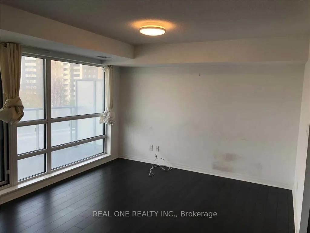 Photo 3 of Unit 306, 2015 Sheppard Avenue E, North York, Henry Farm — HOMEH