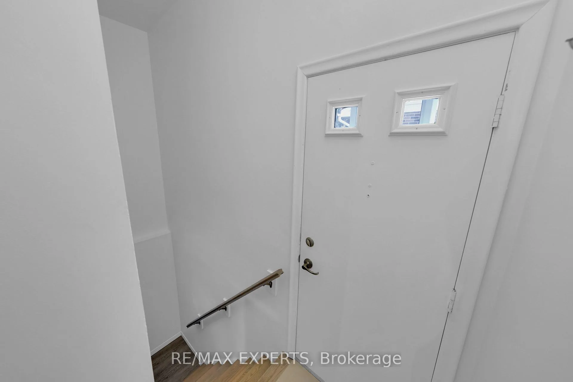 Photo 6 of Unit LOWER, 87 Eugenia Street, Barrie, Codrington — HOMEH