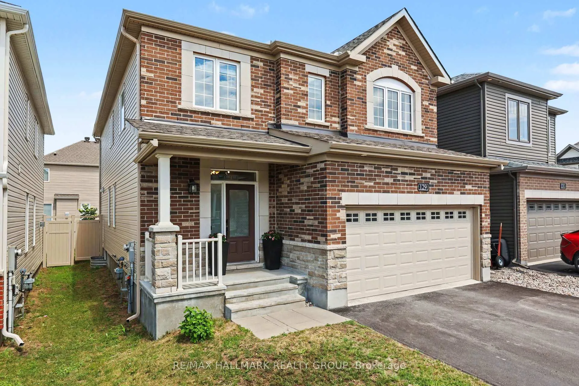 Photo 2 of 129 Robin Easey Avenue, Ottawa, Barrhaven - Half Moon Bay — HOMEH
