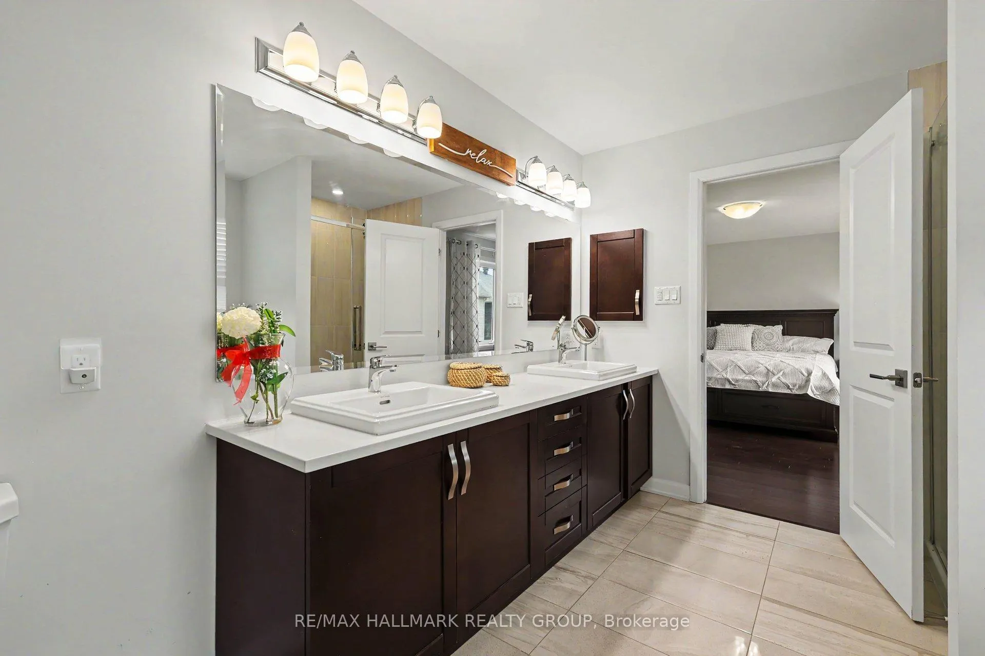 Photo 17 of 129 Robin Easey Avenue, Ottawa, Barrhaven - Half Moon Bay — HOMEH