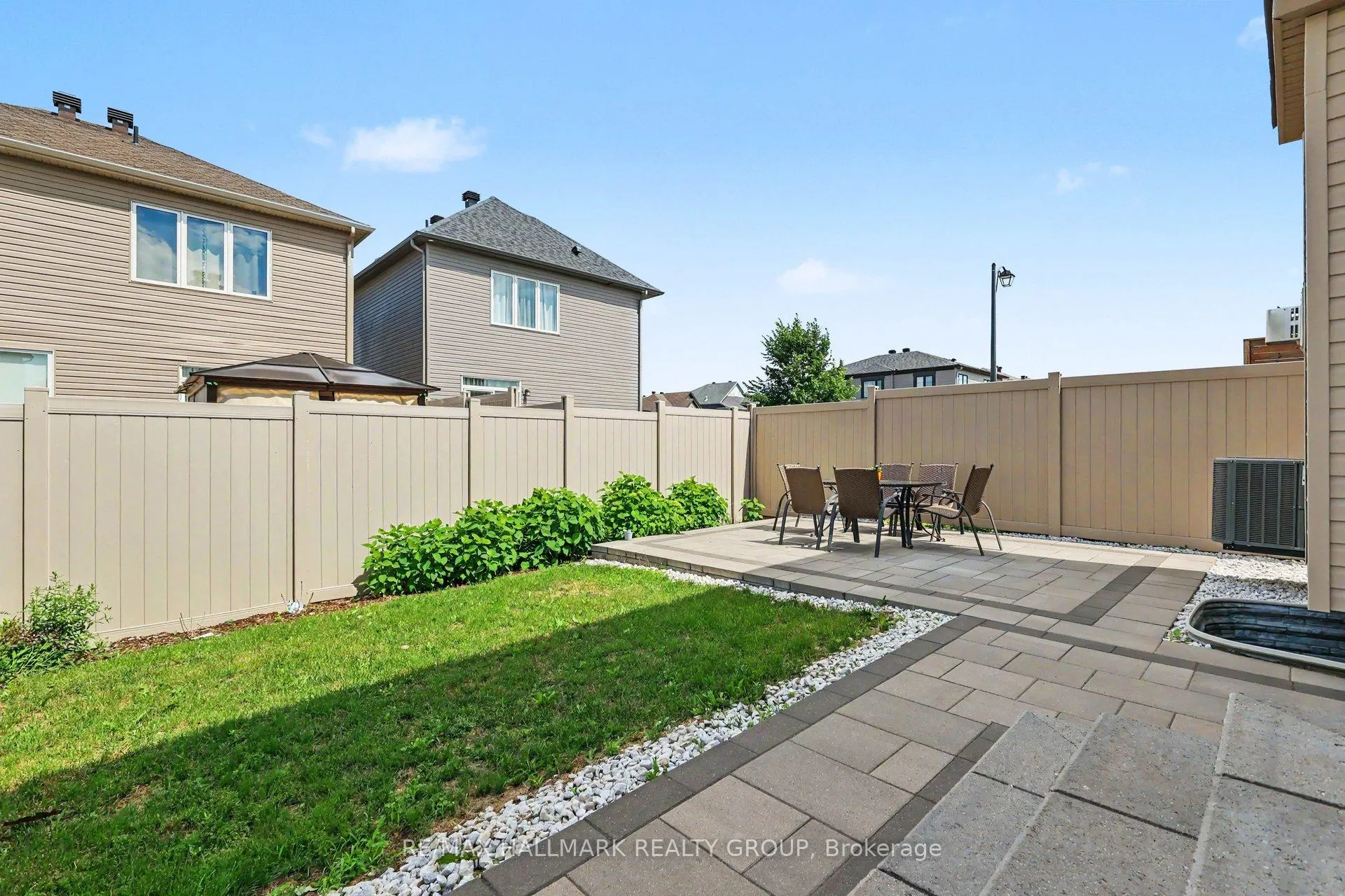 Photo 27 of 129 Robin Easey Avenue, Ottawa, Barrhaven - Half Moon Bay — HOMEH