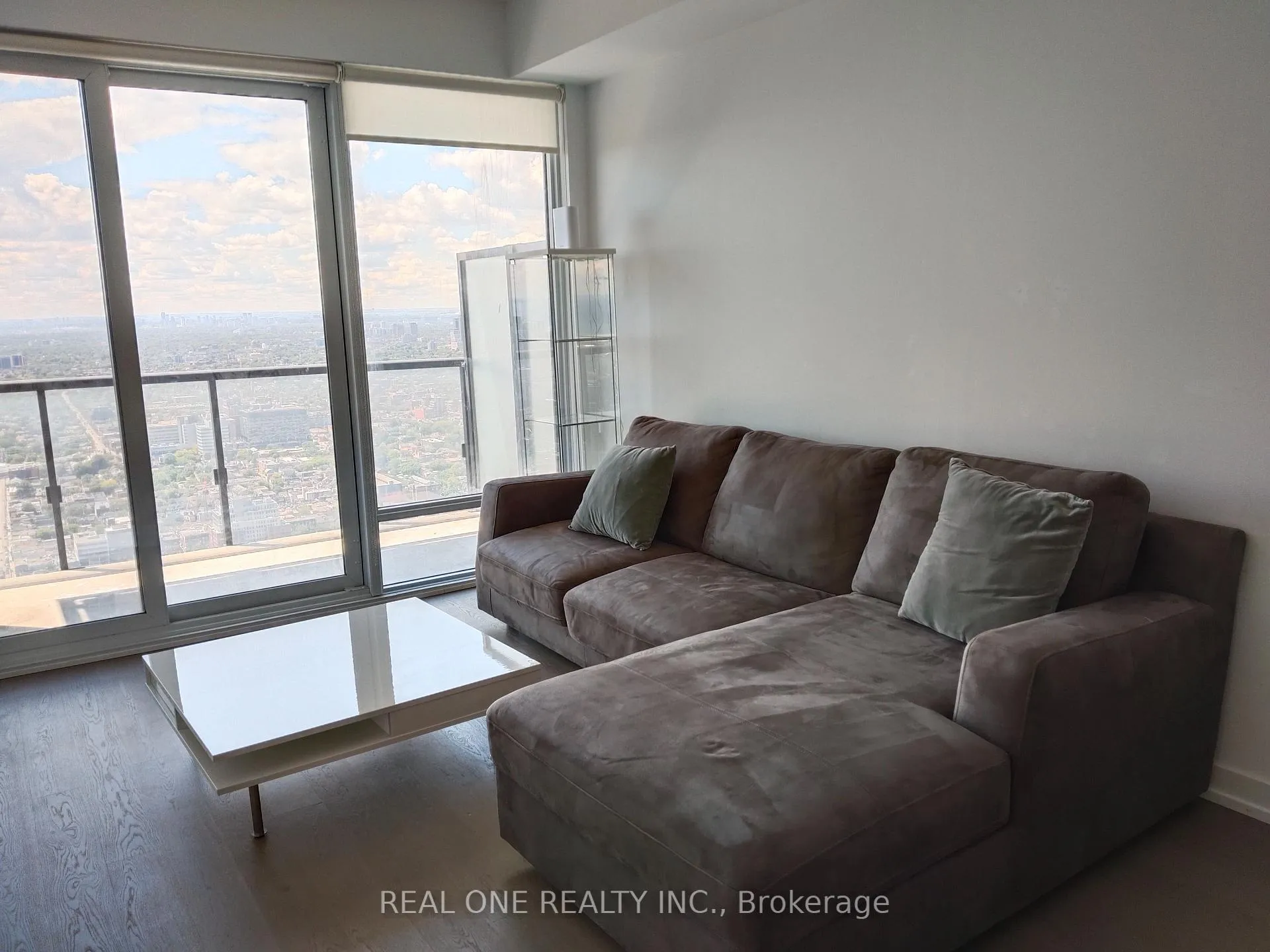 Photo 16 of Unit 4911, 488 University Avenue, Toronto, University — HOMEH