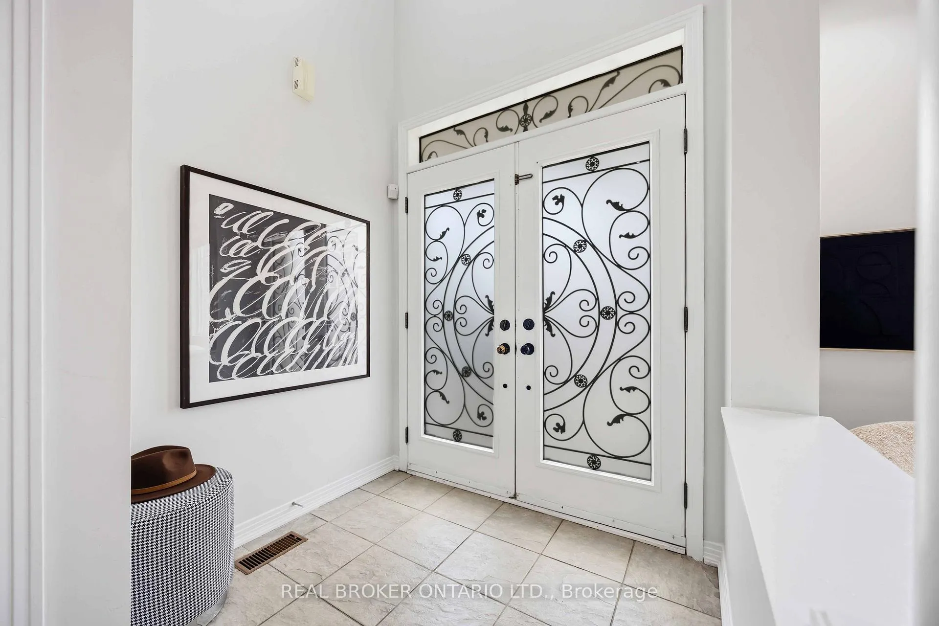 Photo 7 of 50 Robert Grundy Road, Markham, Cachet — HOMEH