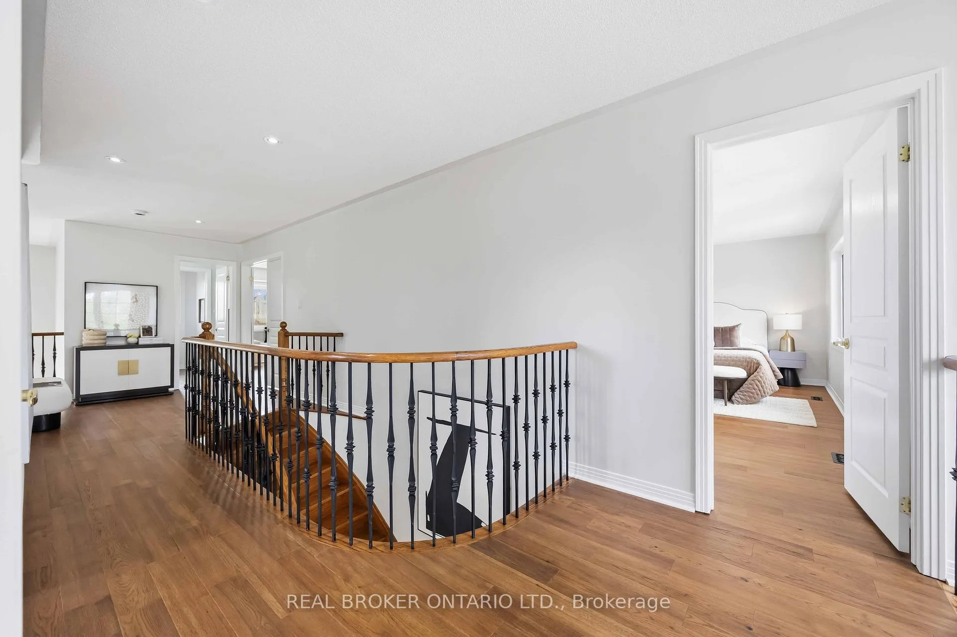 Photo 31 of 50 Robert Grundy Road, Markham, Cachet — HOMEH
