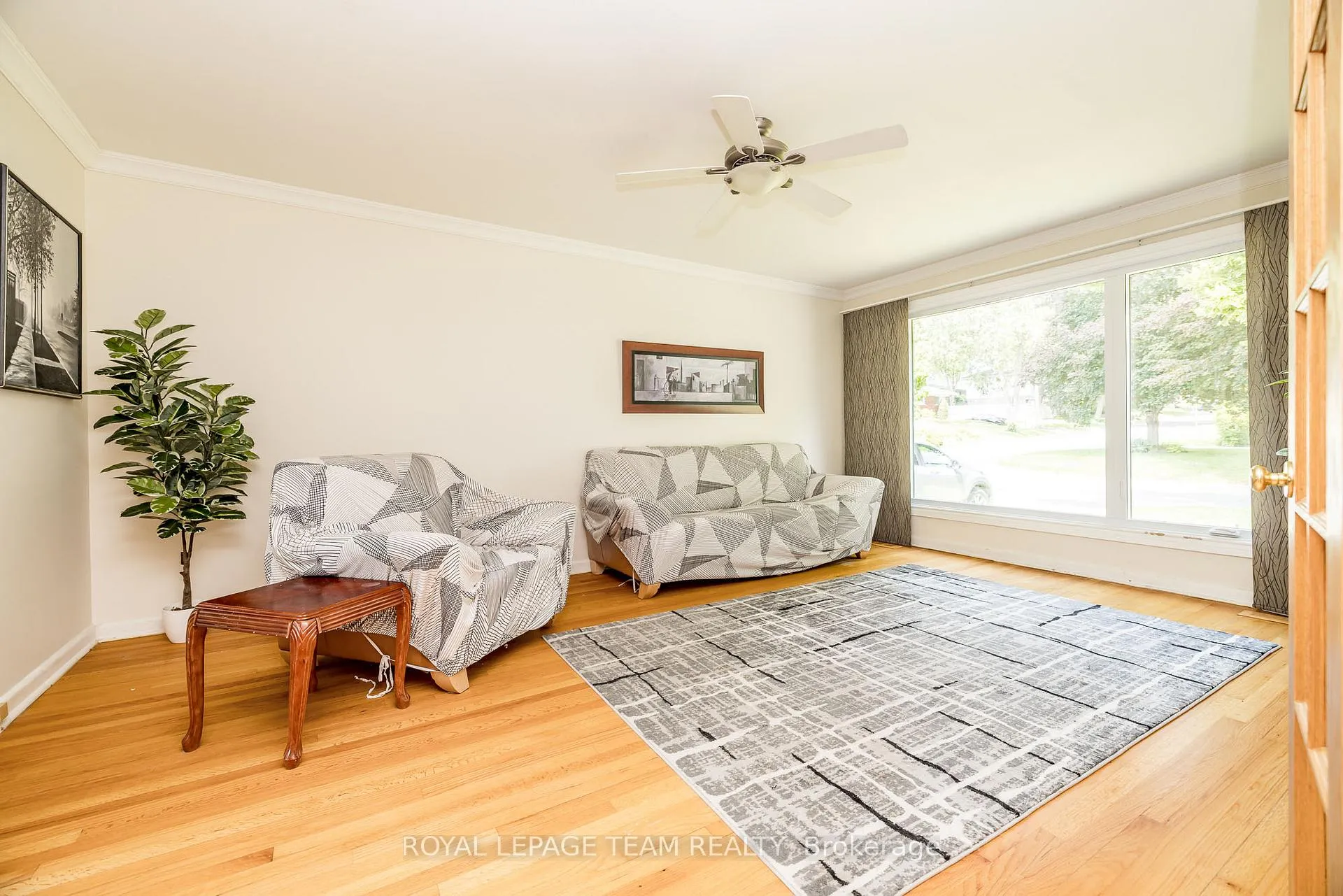Photo 6 of 2740 Moncton Road, Ottawa, Queensway Terrace North — HOMEH