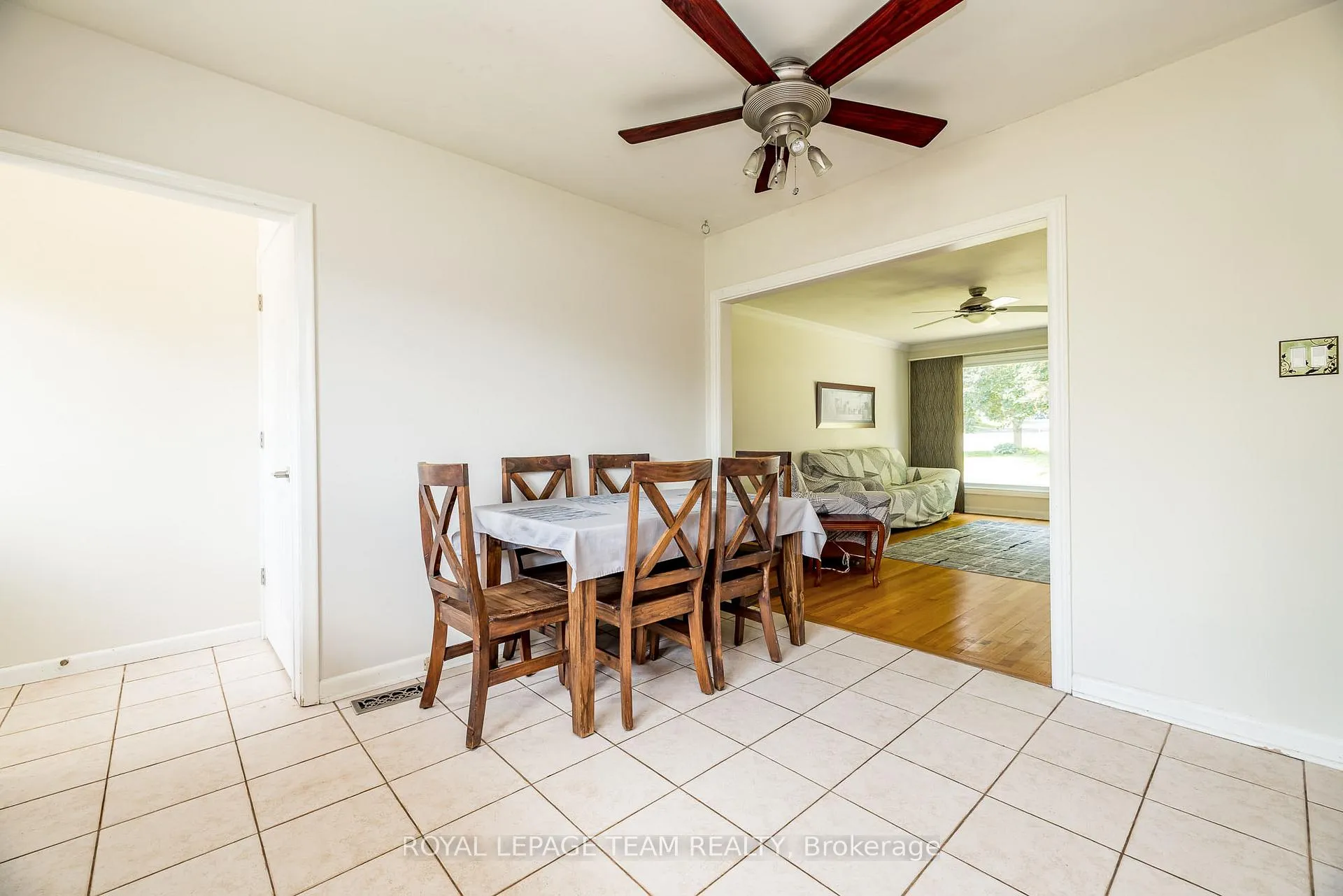 Photo 12 of 2740 Moncton Road, Ottawa, Queensway Terrace North — HOMEH