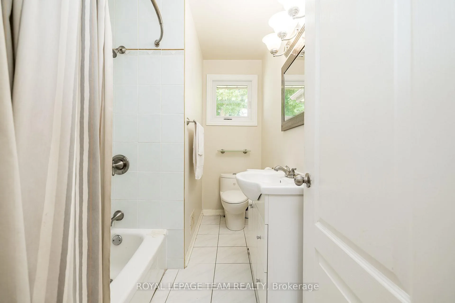 Photo 34 of 2740 Moncton Road, Ottawa, Queensway Terrace North — HOMEH