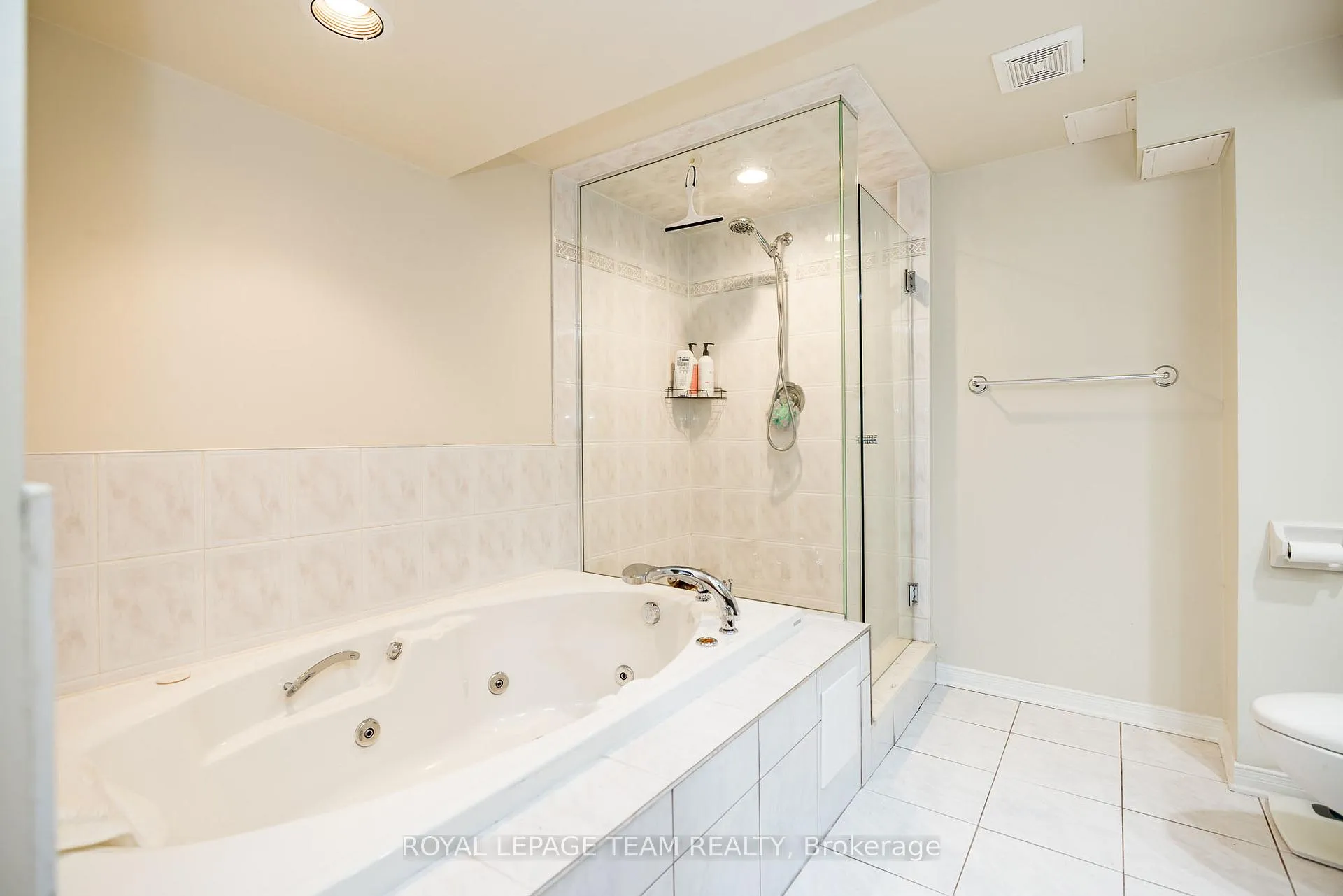 Photo 38 of 2740 Moncton Road, Ottawa, Queensway Terrace North — HOMEH