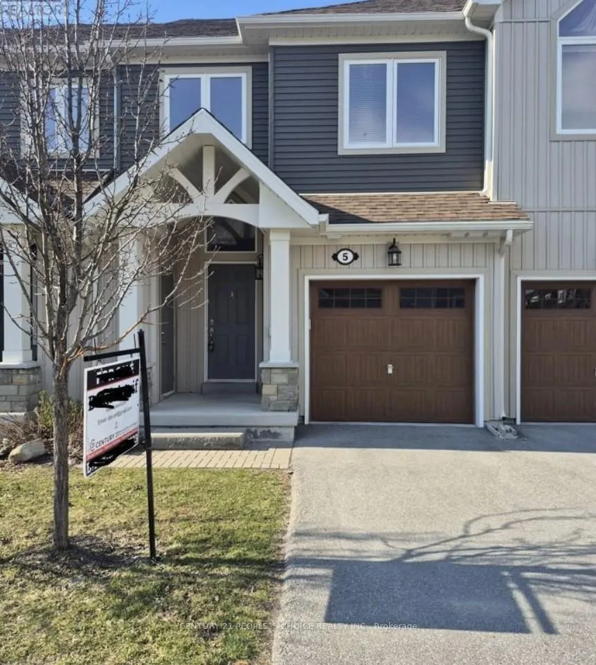 Photo 2 of 5 Gregory Avenue, Collingwood — HOMEH