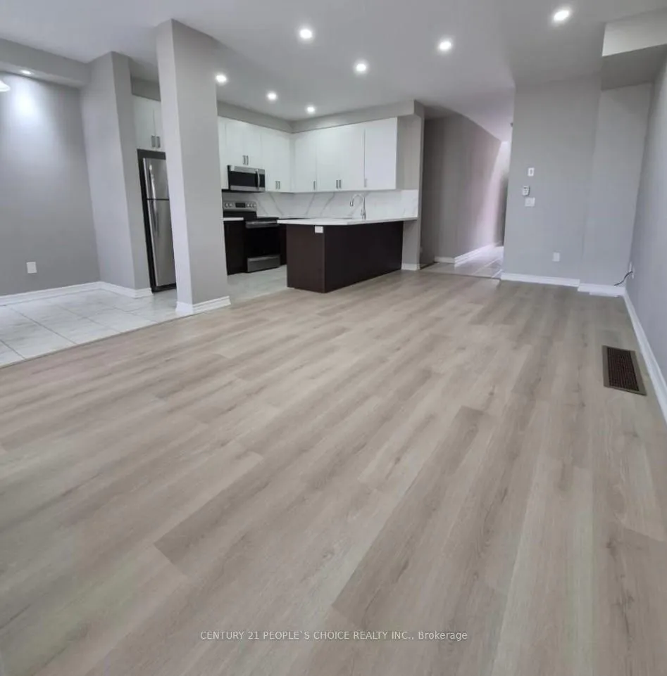 Photo 14 of 5 Gregory Avenue, Collingwood — HOMEH