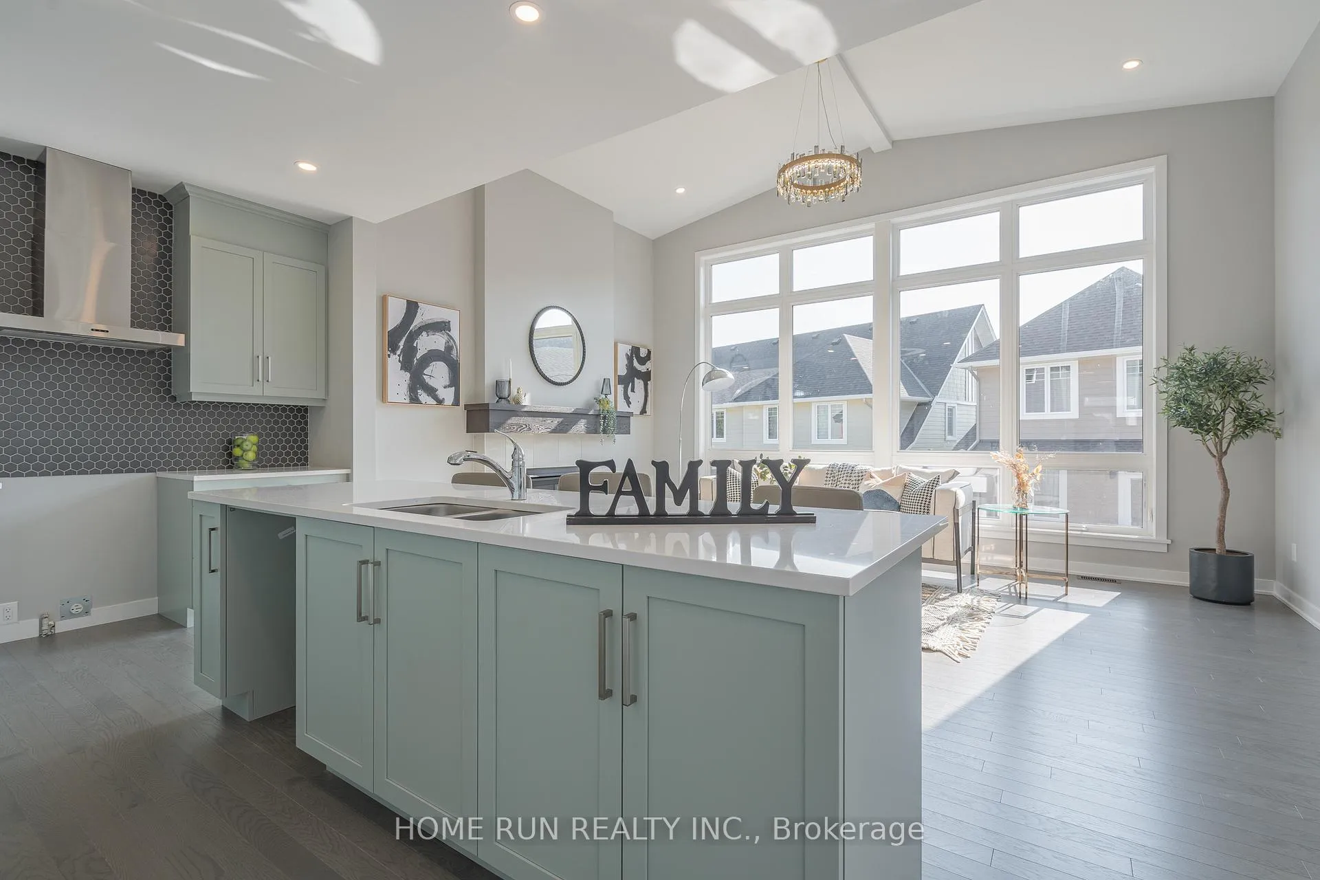 Photo 17 of 271 Ketchikan Crescent, Ottawa, Kanata - Kanata Lakes/Heritage Hills — HOMEH