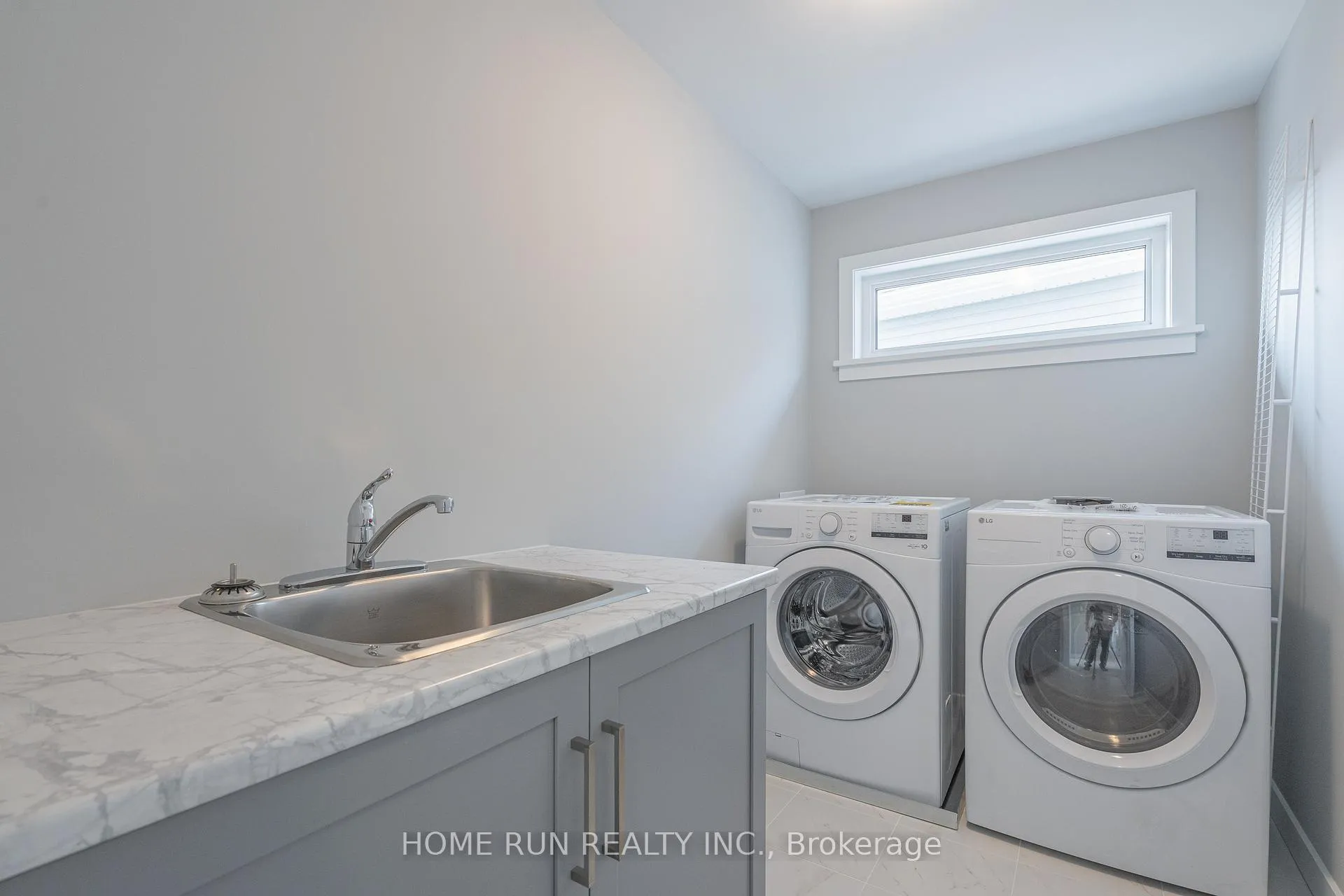 Photo 32 of 271 Ketchikan Crescent, Ottawa, Kanata - Kanata Lakes/Heritage Hills — HOMEH