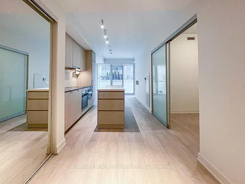 Photo 3 of Unit 309, 15 Queens Quay E, Toronto, Waterfront Communities — HOMEH