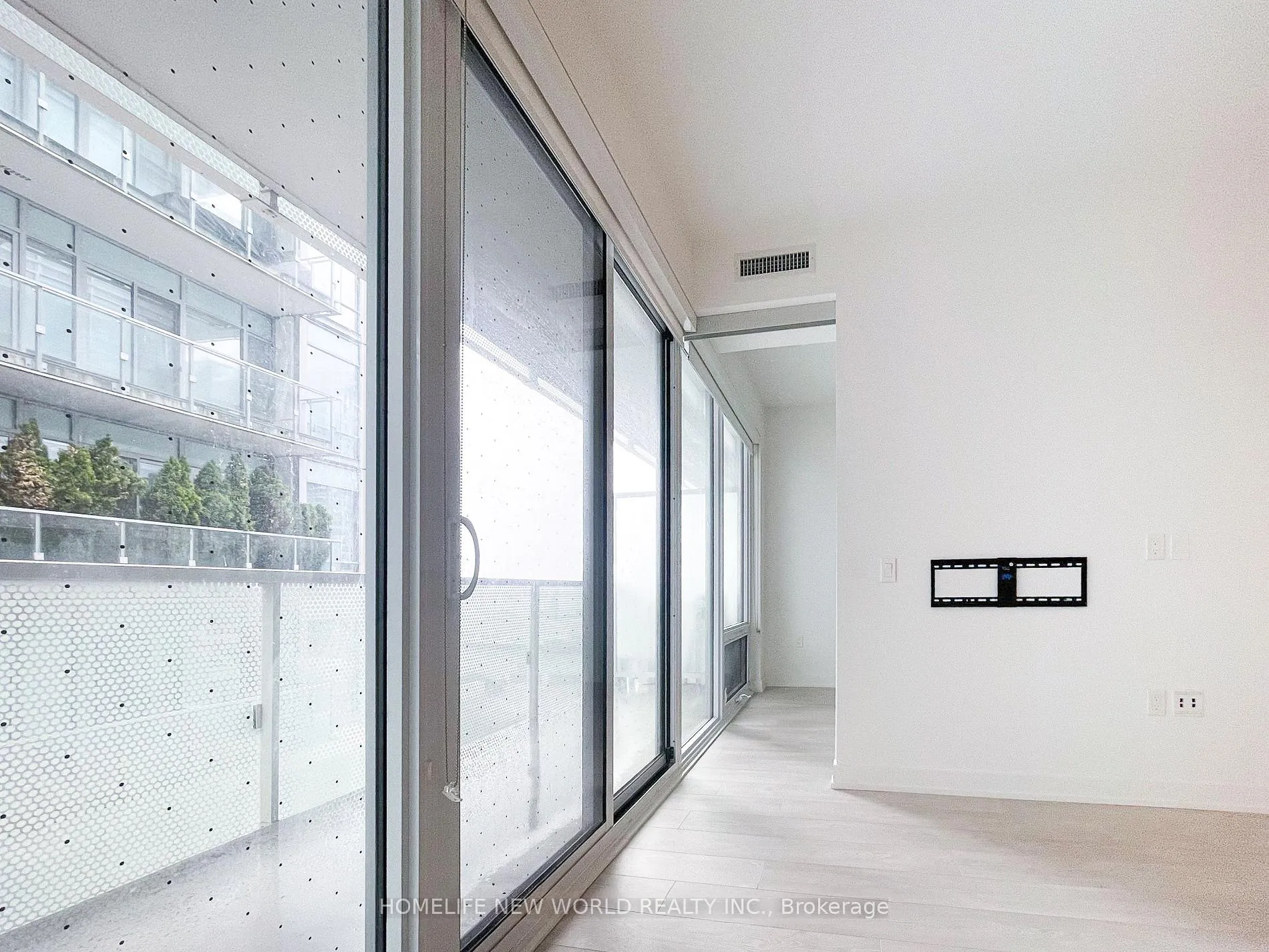 Photo 16 of Unit 309, 15 Queens Quay E, Toronto, Waterfront Communities — HOMEH