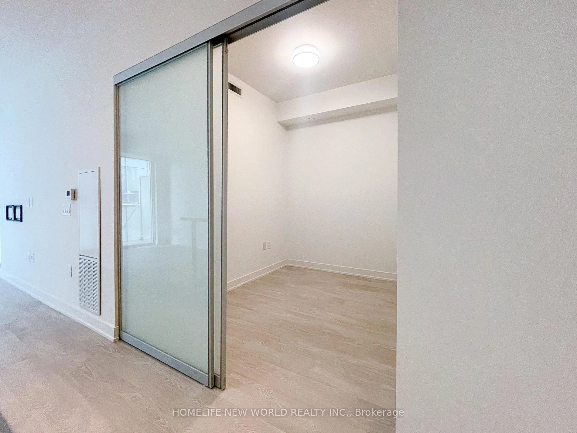Photo 18 of Unit 309, 15 Queens Quay E, Toronto, Waterfront Communities — HOMEH
