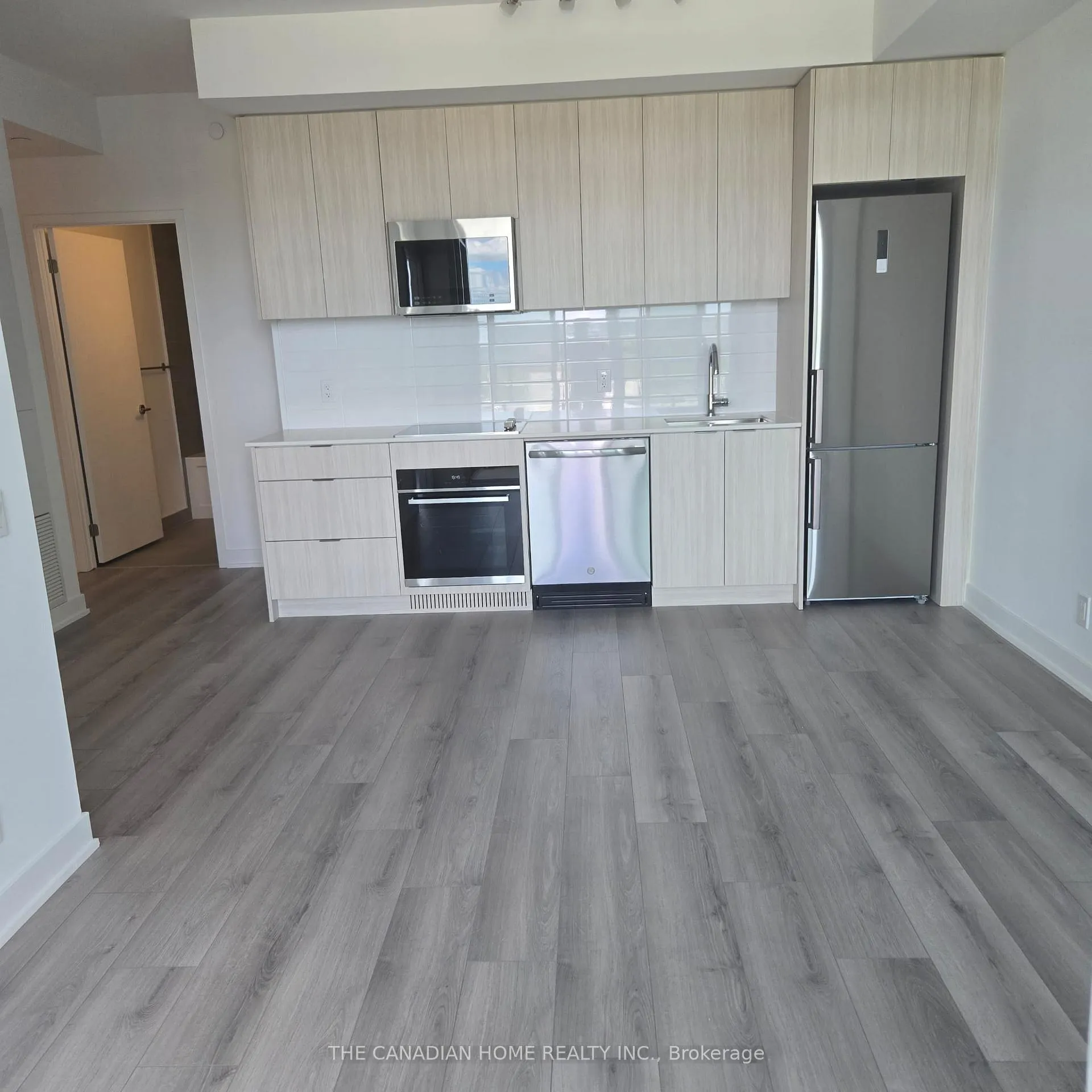 Photo 4 of Unit 501, 20 Deans Drive, Scarborough, Clairlea-Birchmount — HOMEH