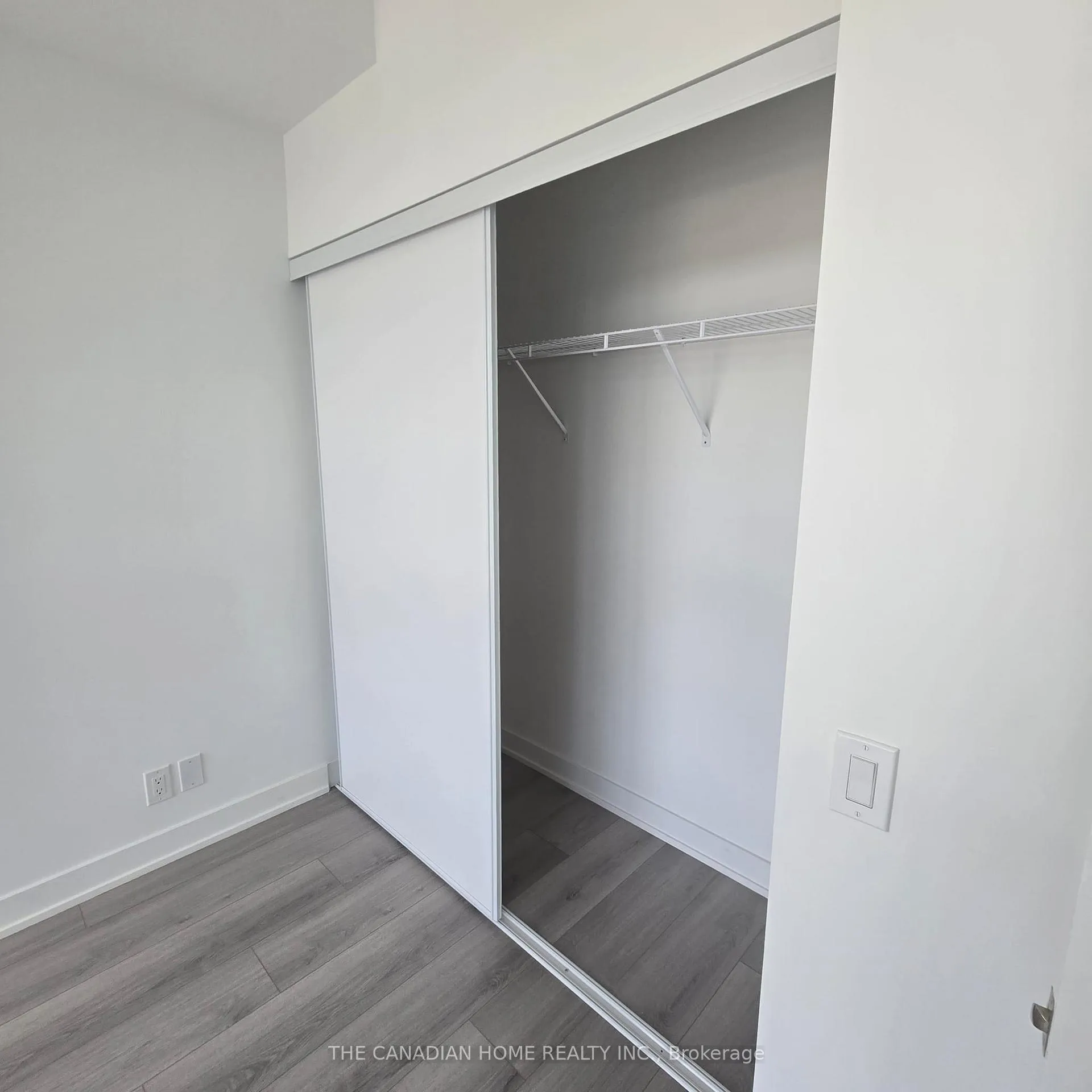 Photo 8 of Unit 501, 20 Deans Drive, Scarborough, Clairlea-Birchmount — HOMEH