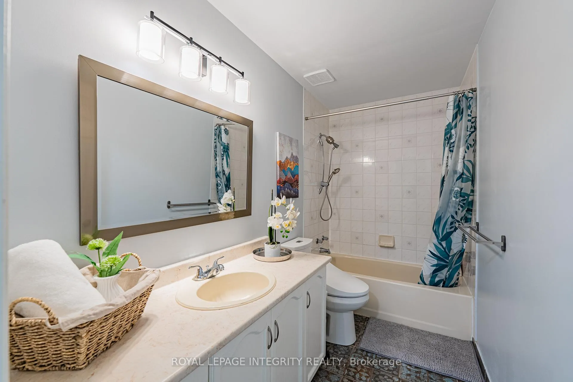 Photo 21 of 208 Blackdome Crescent, Ottawa, Kanata - Kanata Lakes/Heritage Hills — HOMEH