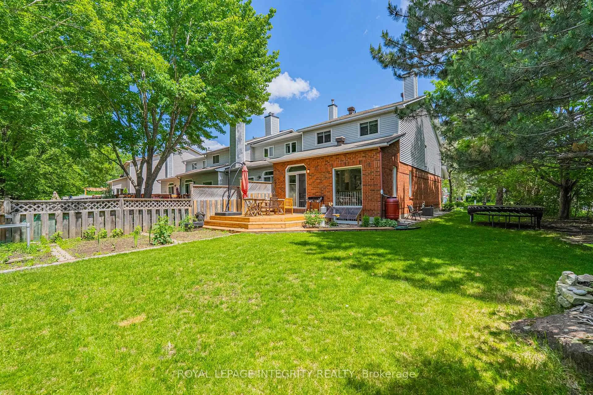 Photo 30 of 208 Blackdome Crescent, Ottawa, Kanata - Kanata Lakes/Heritage Hills — HOMEH
