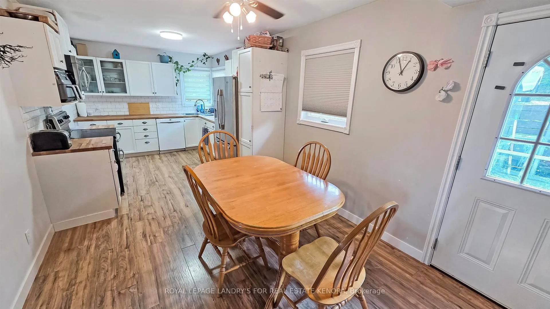 Photo 3 of 912 Ninth Street, Kenora, Evergreen — HOMEH
