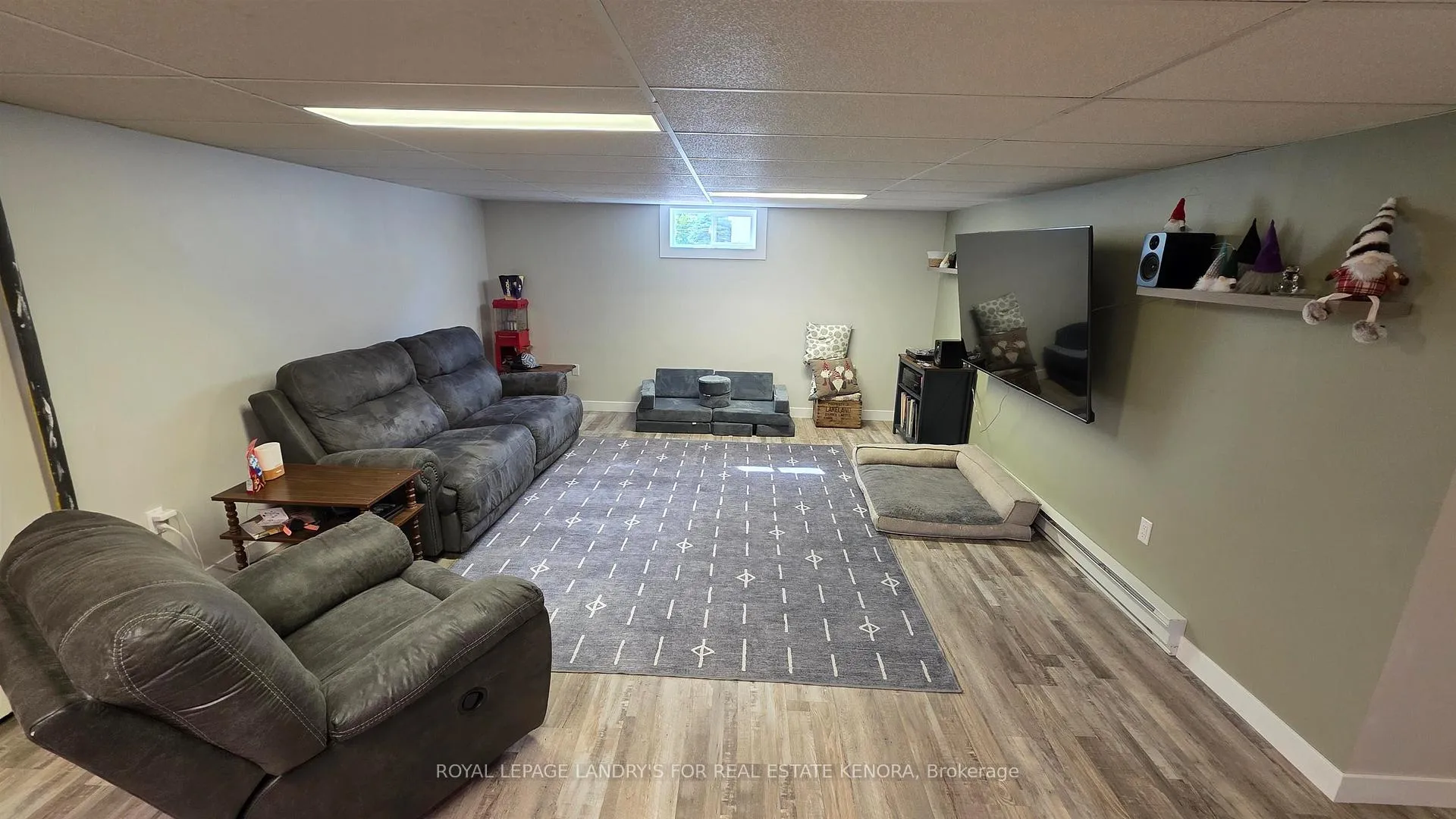 Photo 9 of 912 Ninth Street, Kenora, Evergreen — HOMEH