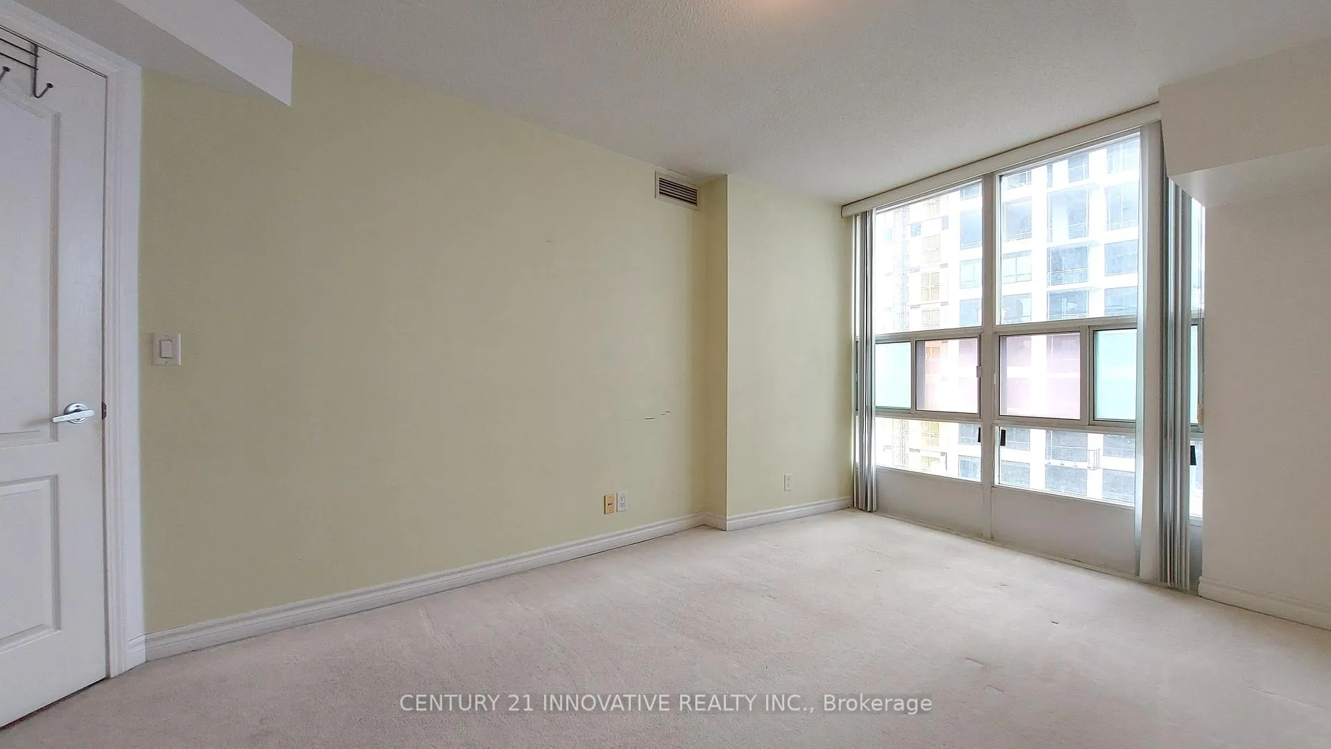 Photo 13 of Unit 1012, 33 Elm Drive, Mississauga, City Centre — HOMEH