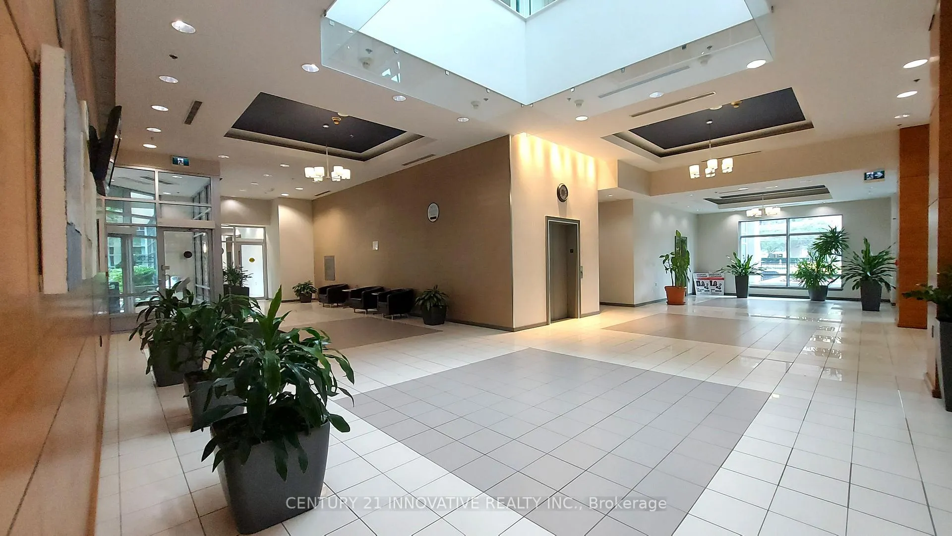 Photo 18 of Unit 1012, 33 Elm Drive, Mississauga, City Centre — HOMEH