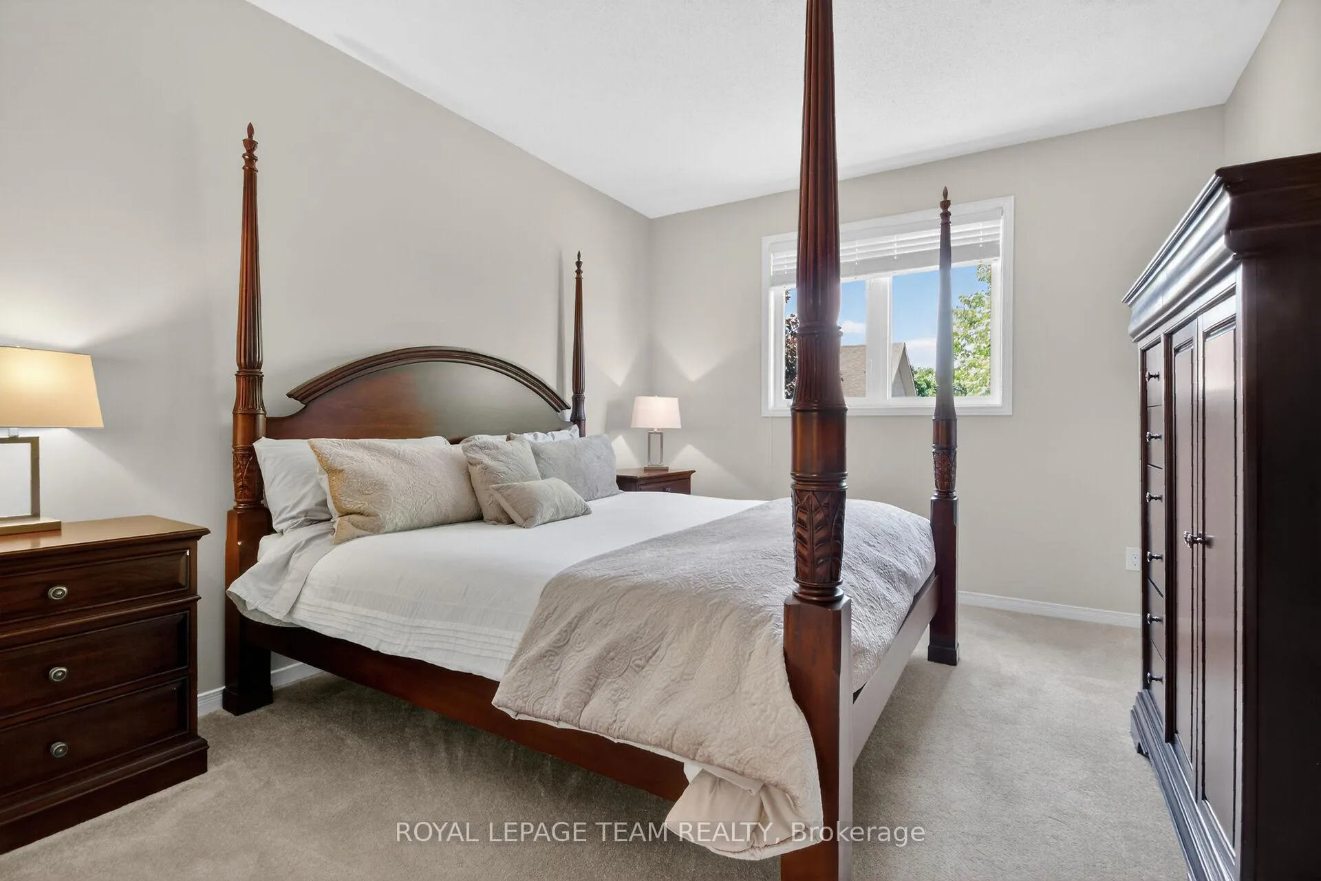 Photo 22 of 233 Edey Street, Arnprior, Arnprior — HOMEH