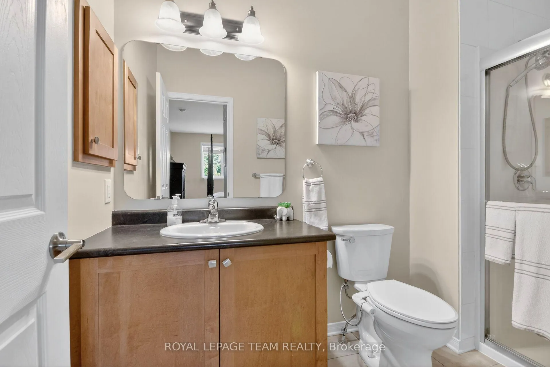 Photo 25 of 233 Edey Street, Arnprior, Arnprior — HOMEH