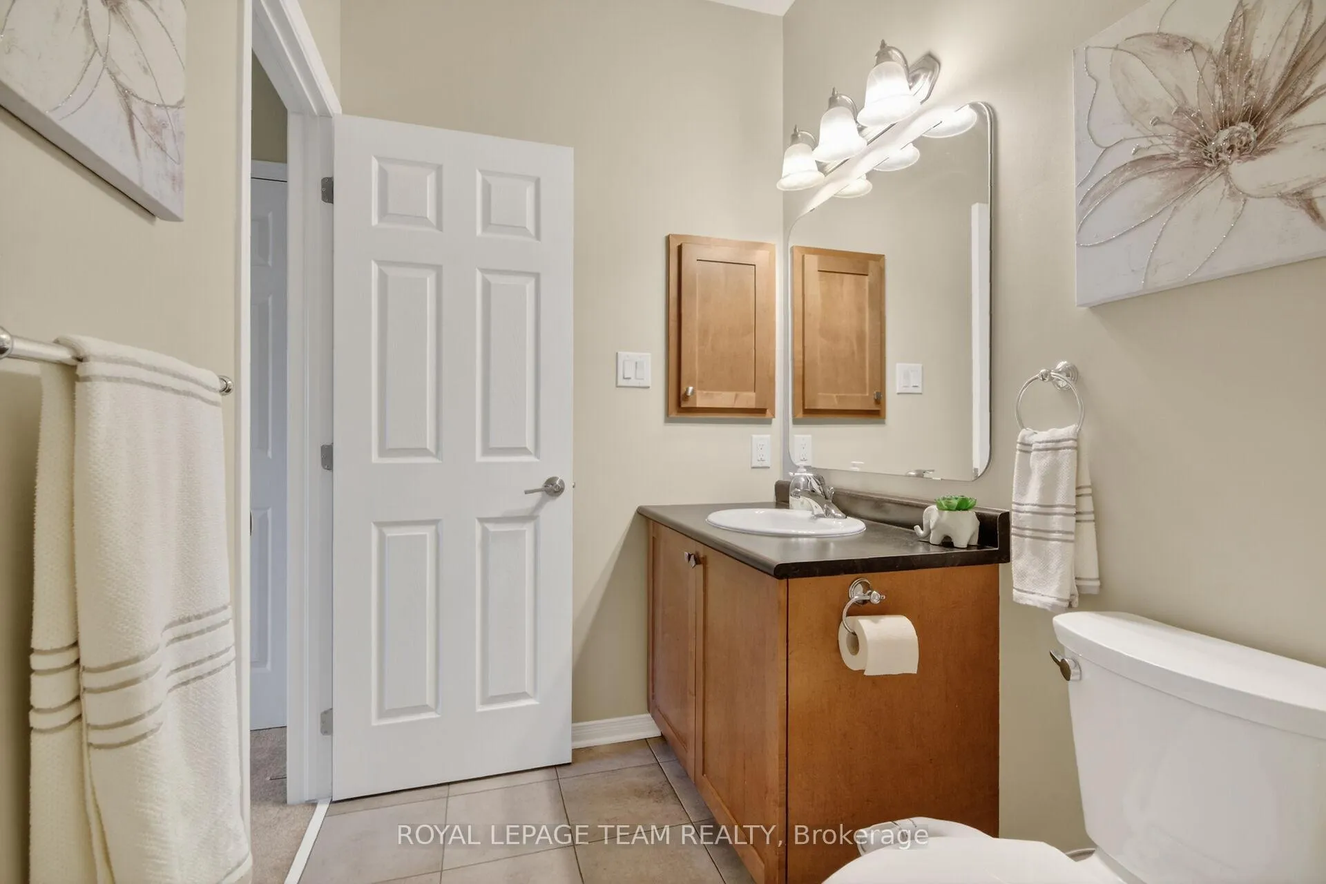 Photo 26 of 233 Edey Street, Arnprior, Arnprior — HOMEH