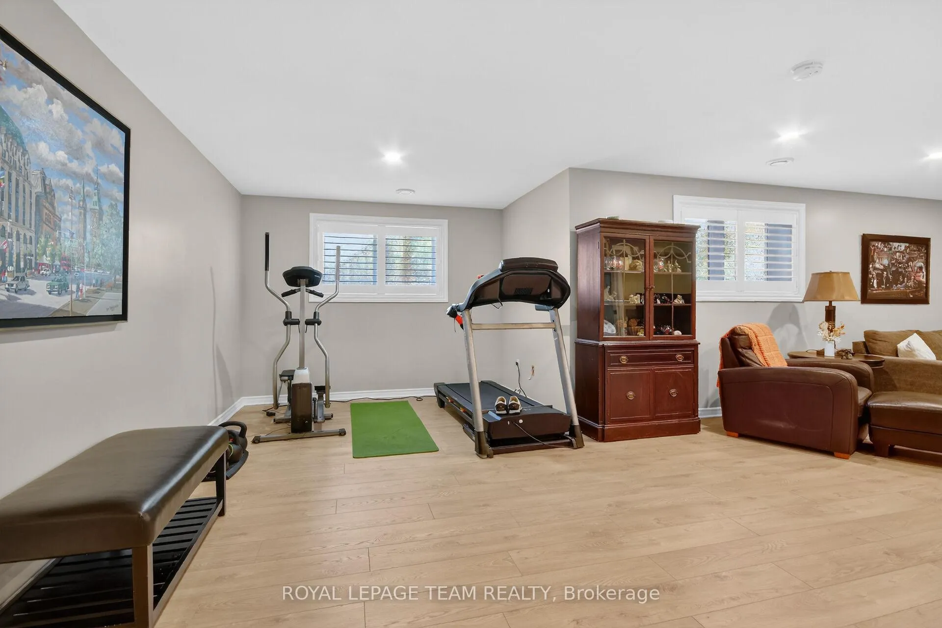 Photo 34 of 233 Edey Street, Arnprior, Arnprior — HOMEH