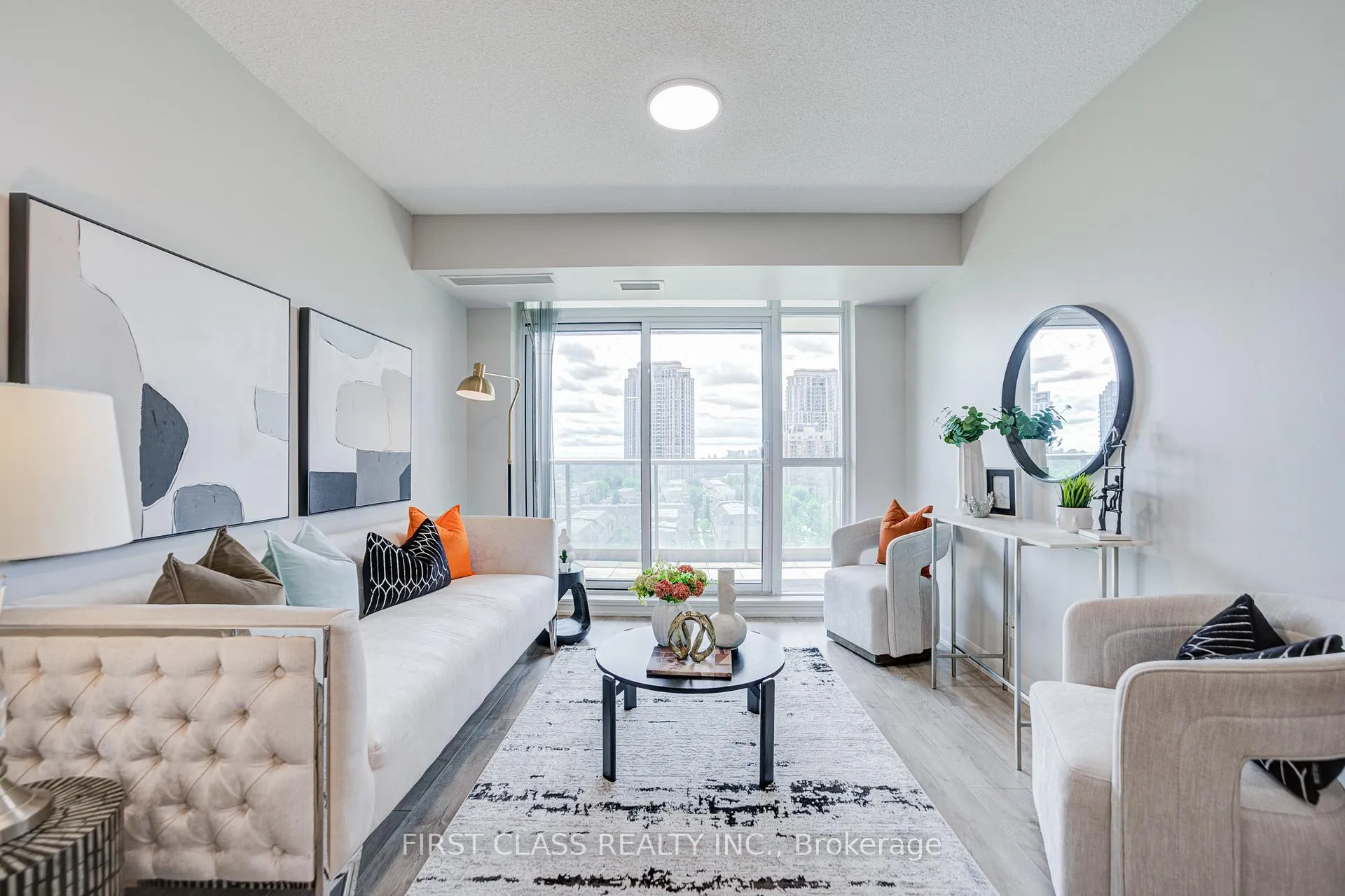 Front of Unit 1115, 17 Anndale Drive