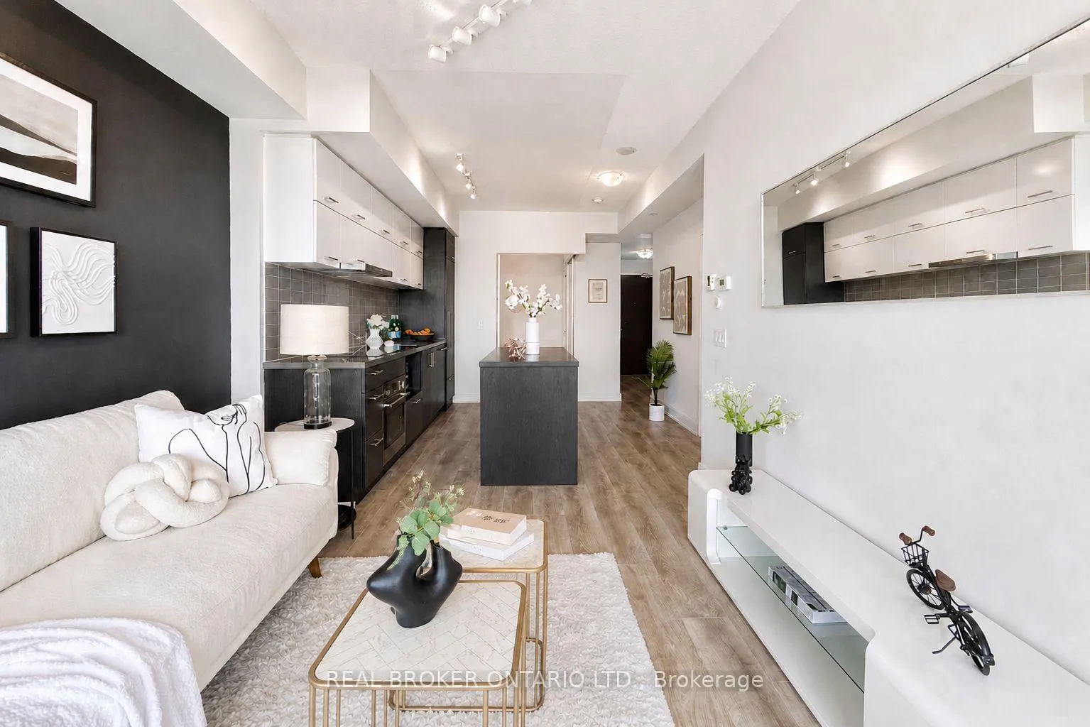 Photo 9 of Unit 1209, 8081 Birchmount Road, Markham, Unionville — HOMEH