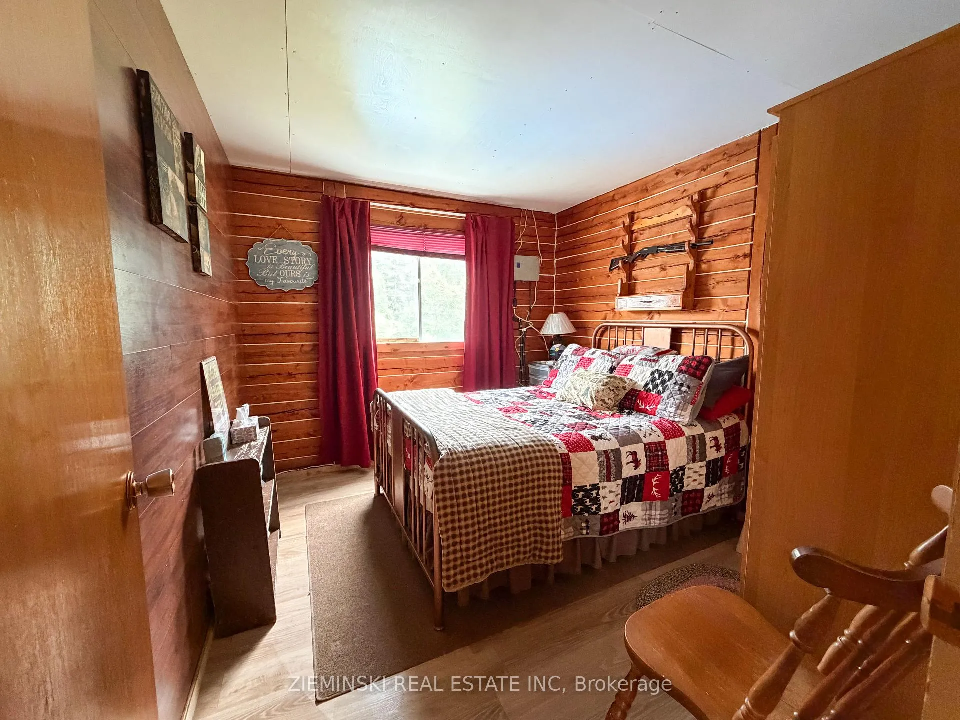 Photo 6 of 22 Rapids Avenue, Cochrane — HOMEH