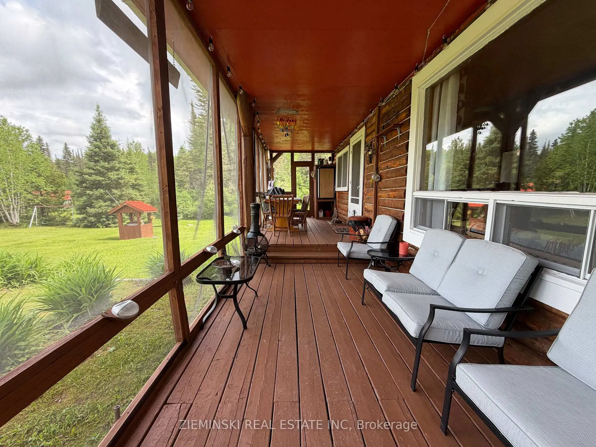 Photo 12 of 22 Rapids Avenue, Cochrane — HOMEH