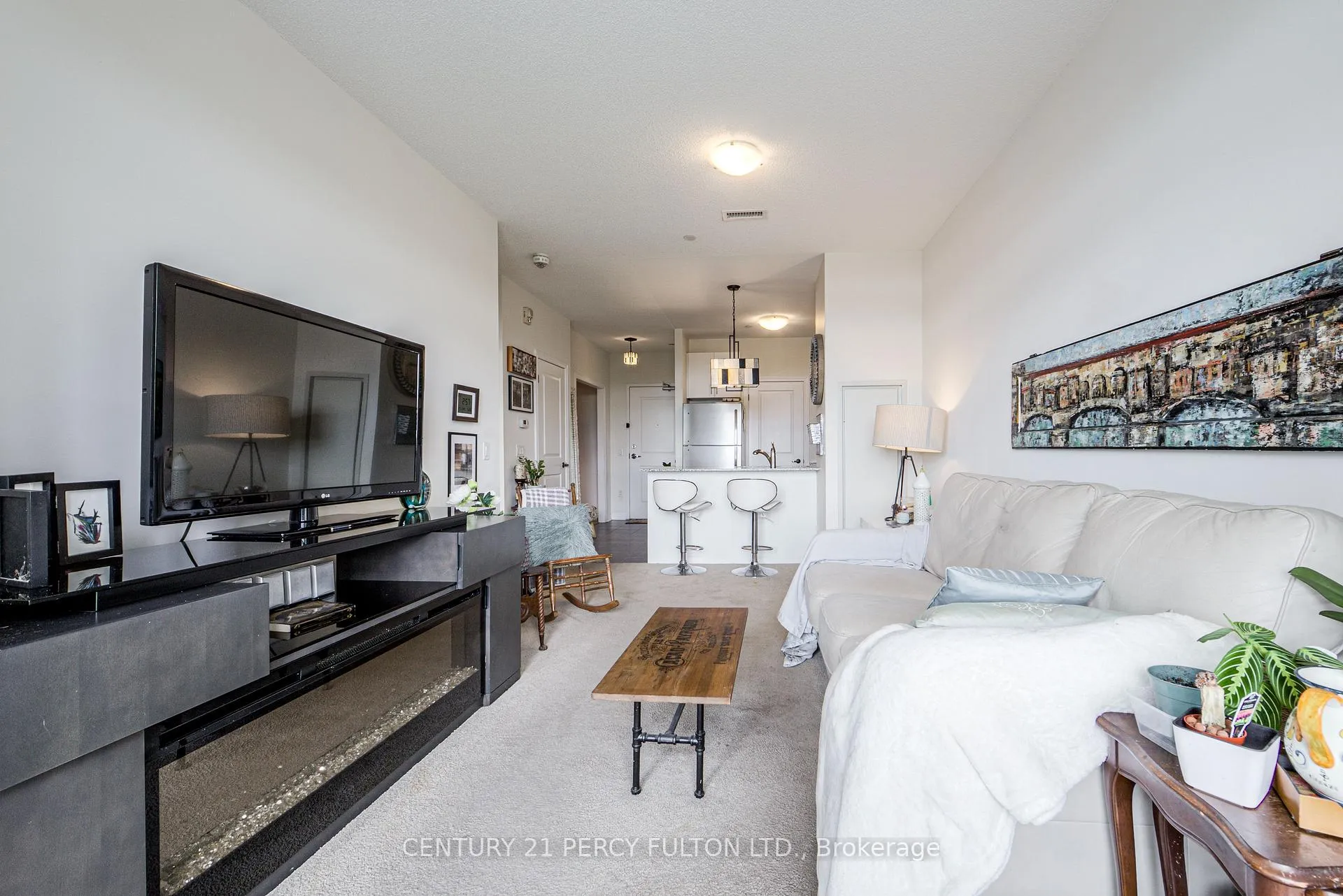Photo 2 of Unit 8, 7768 Kennedy Road, Markham, Milliken Mills West — HOMEH
