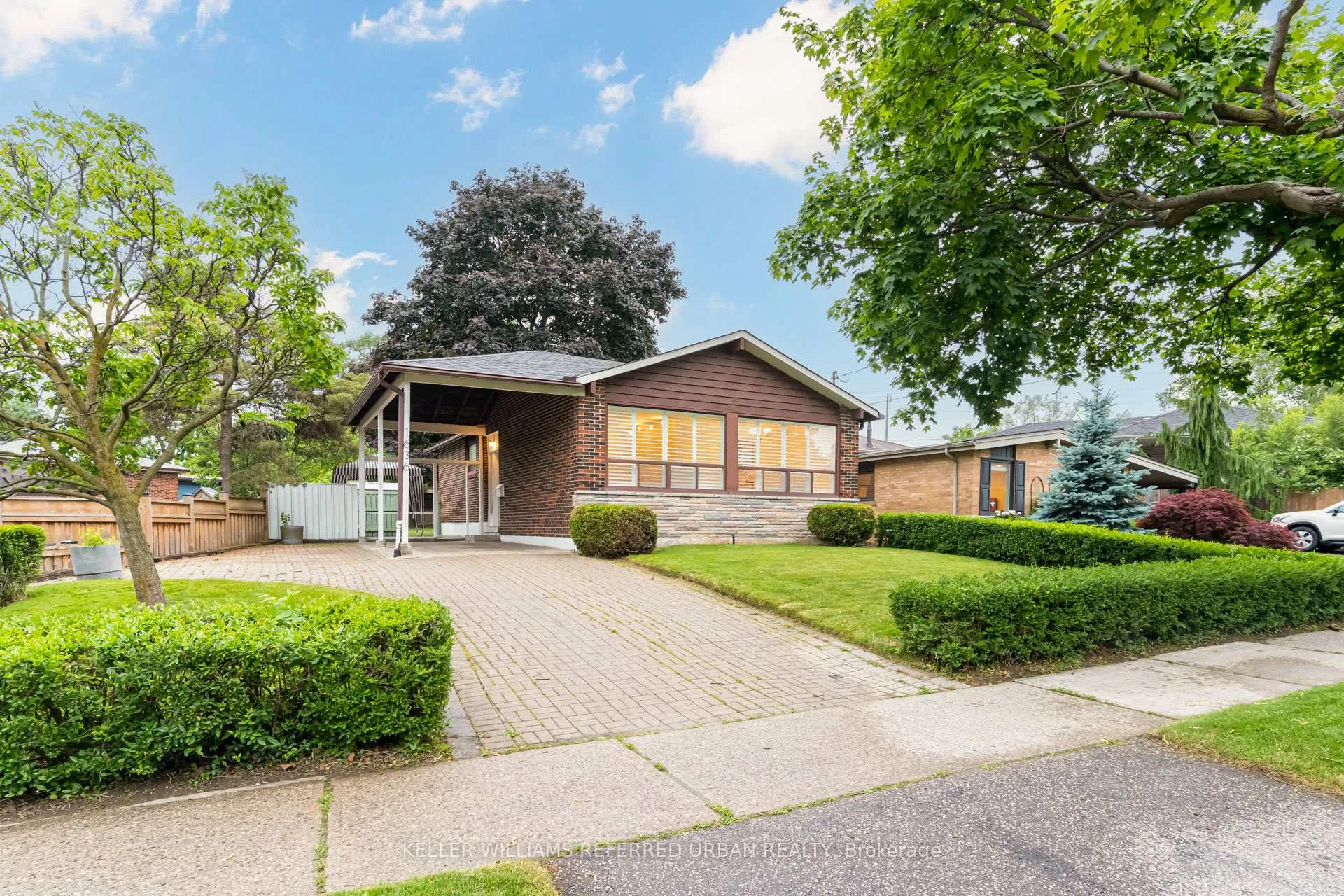 Photo 1 of 1636 Robillard Road, Mississauga, Clarkson — HOMEH