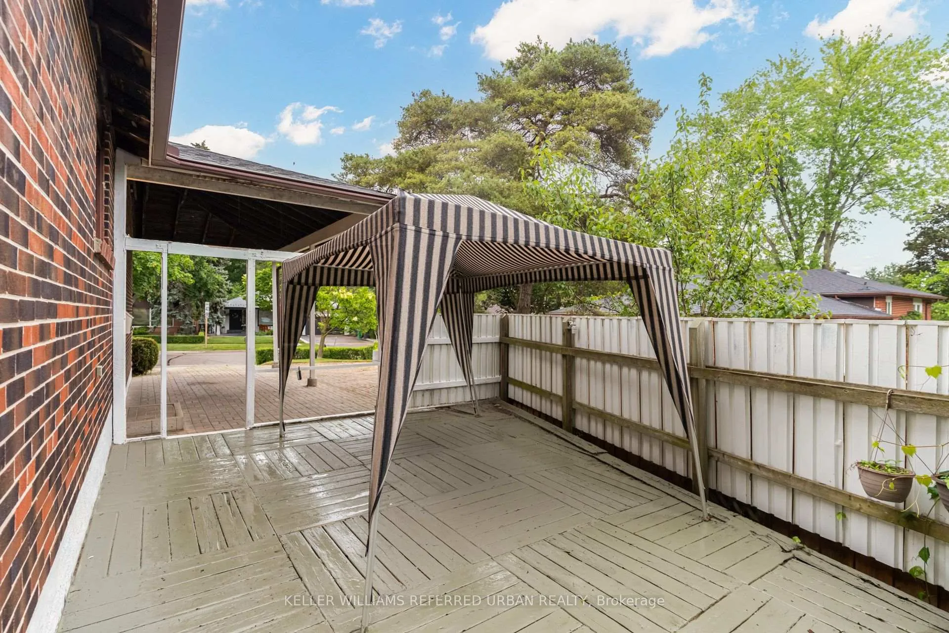 Photo 30 of 1636 Robillard Road, Mississauga, Clarkson — HOMEH