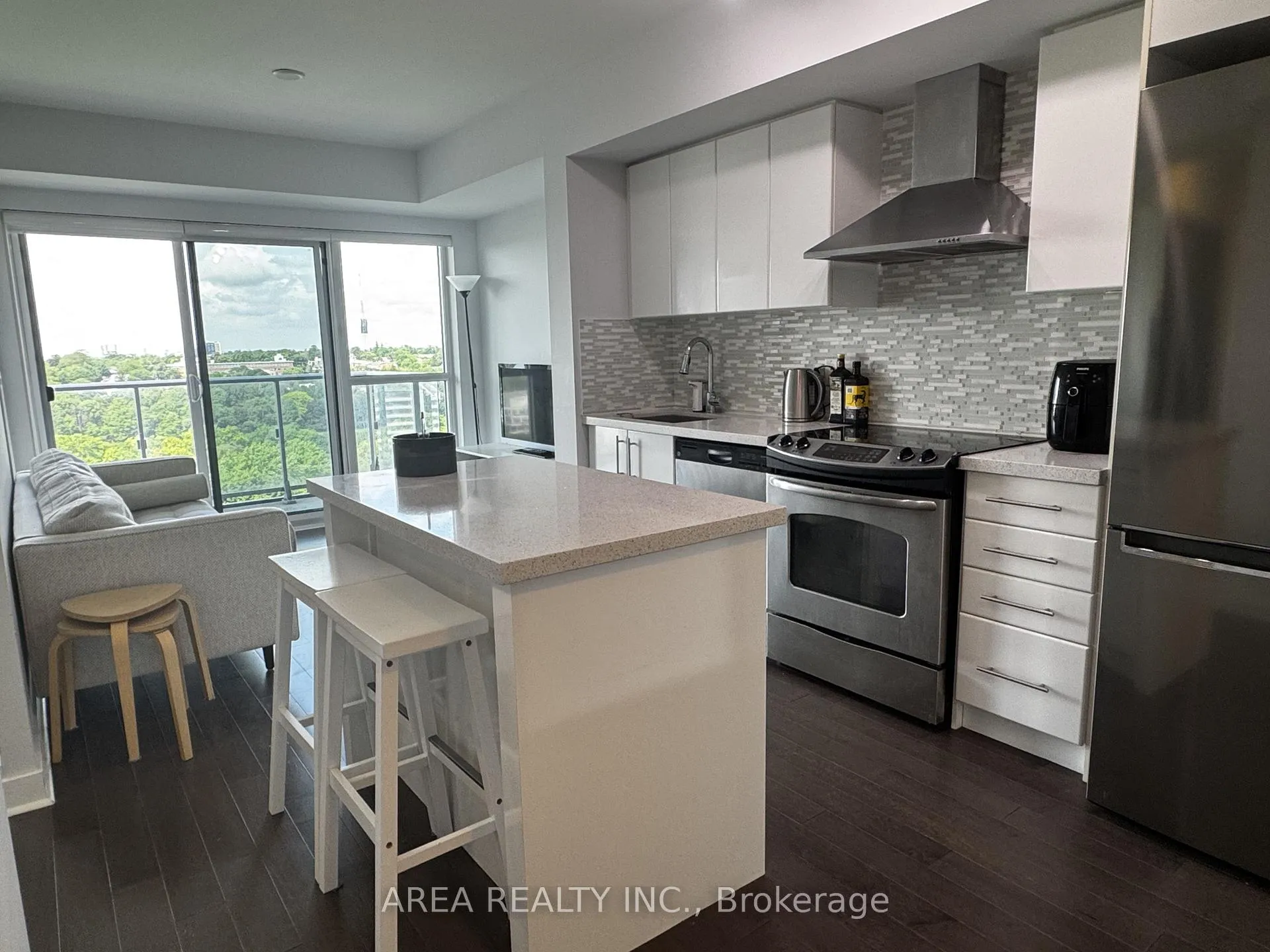 Photo 3 of Unit 1401, 58 Orchard View Boulevard, Toronto, Yonge-Eglinton — HOMEH