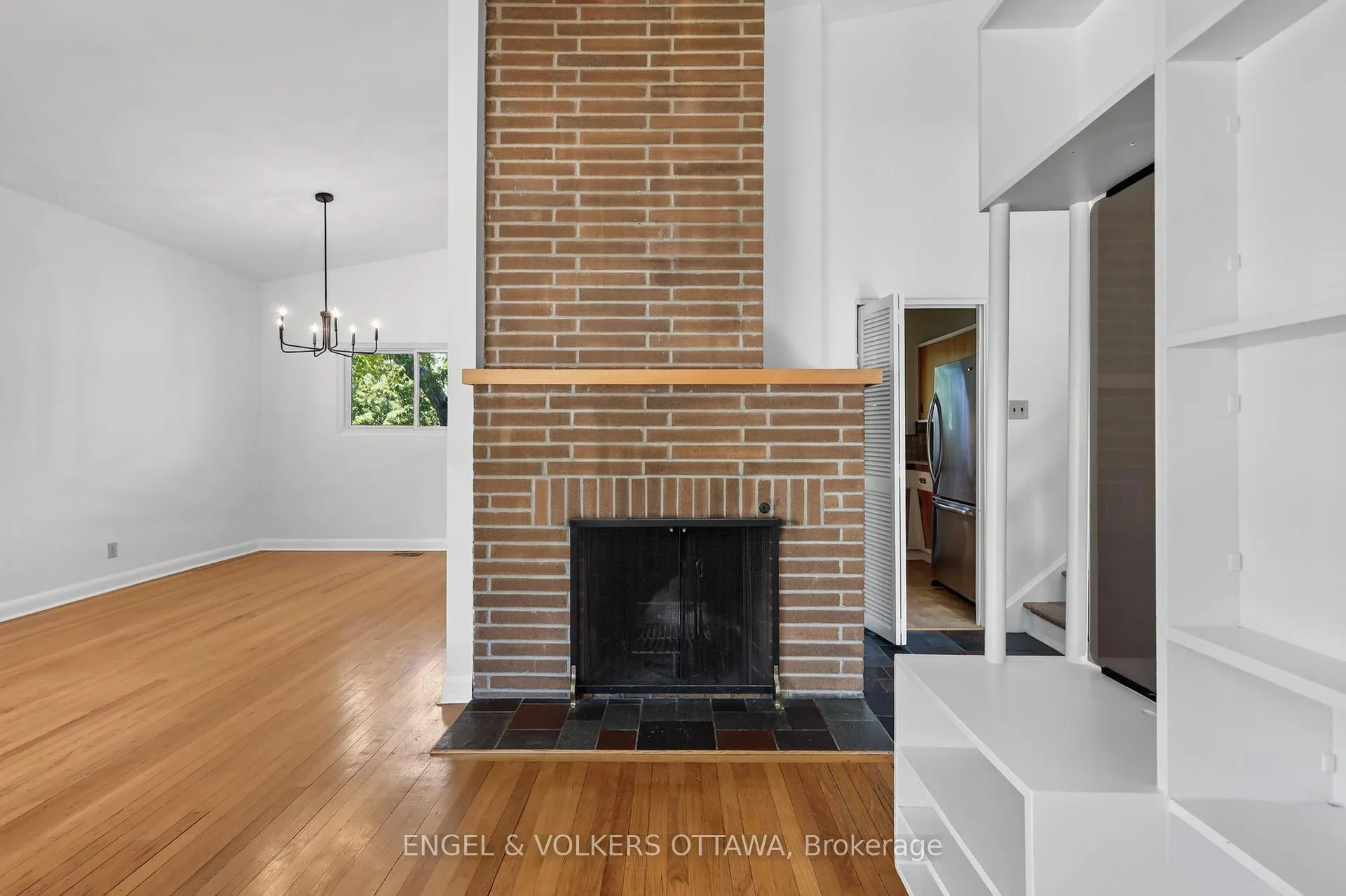 Photo 6 of 1363 Heron Road, Ottawa, Alta Vista — HOMEH