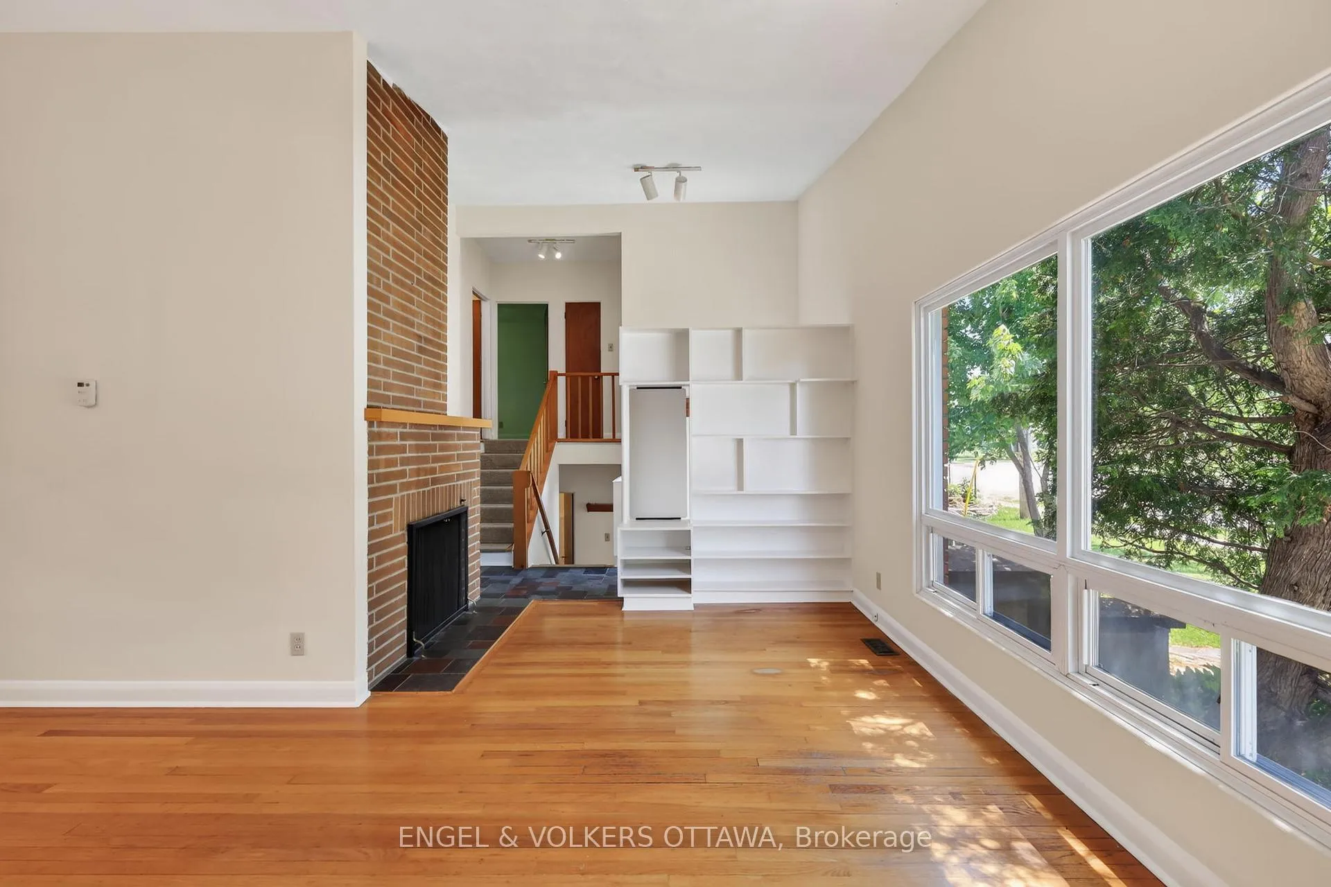 Photo 8 of 1363 Heron Road, Ottawa, Alta Vista — HOMEH
