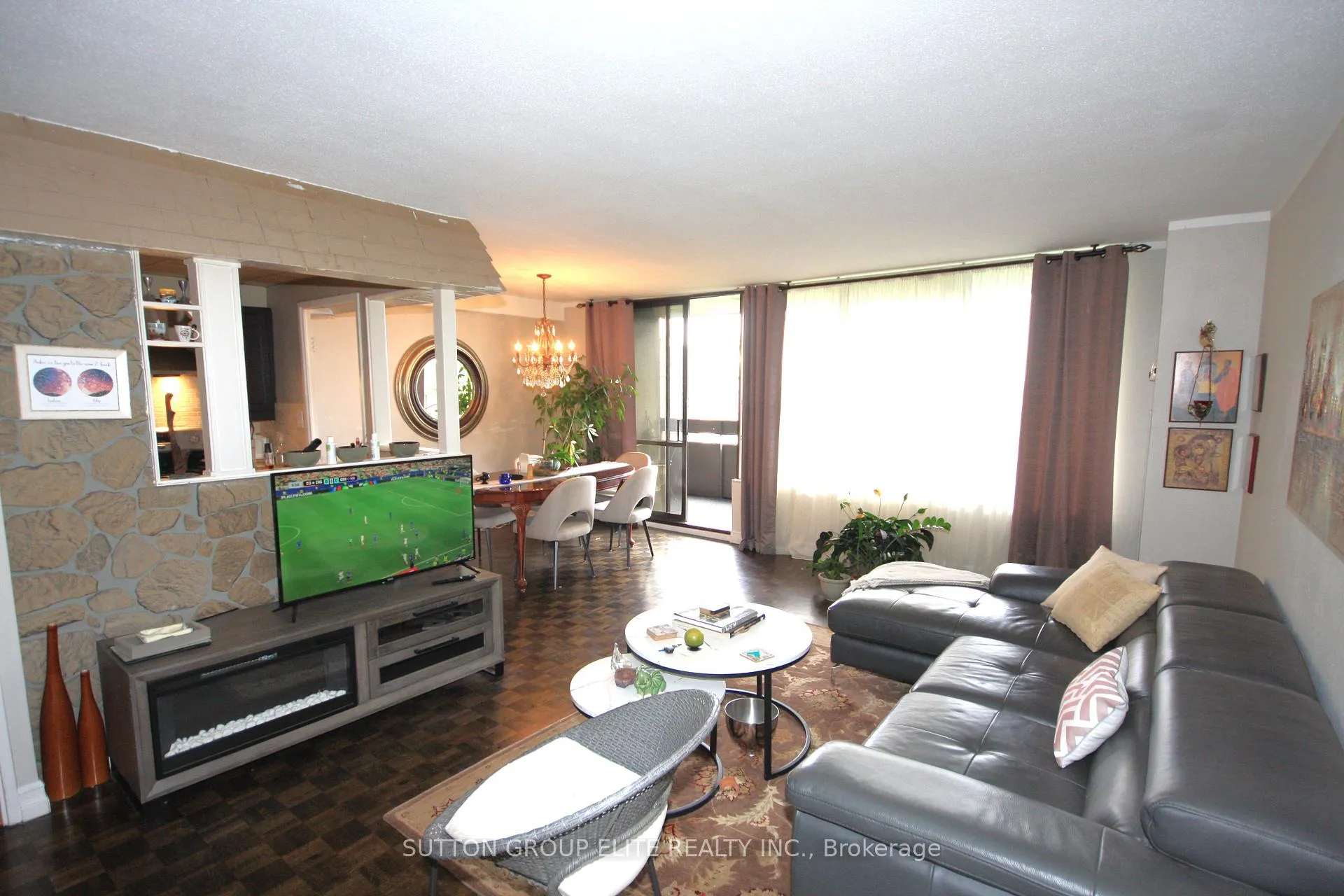Photo 5 of Unit 1110, 11 Wincott Drive, Etobicoke, Kingsview Village-The Westway — HOMEH