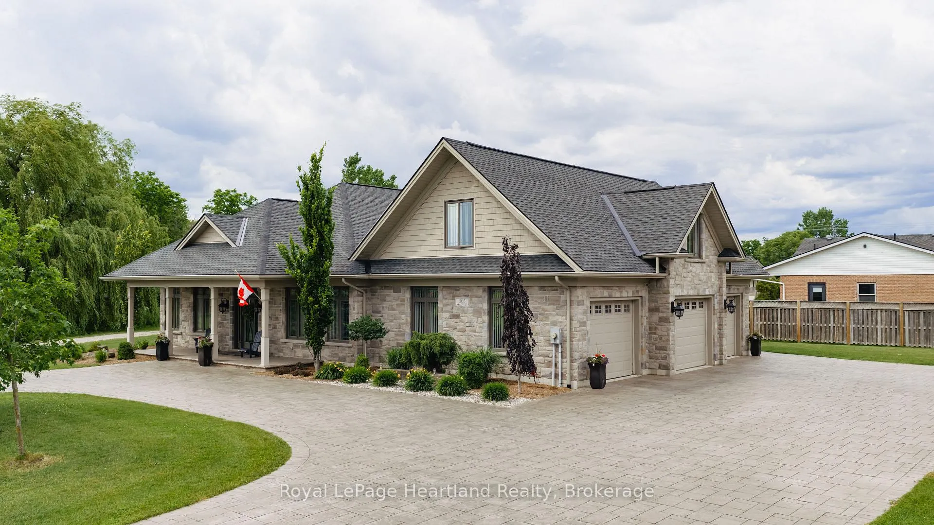 Photo 1 of 305 Mary Street, Central Huron, Clinton — HOMEH