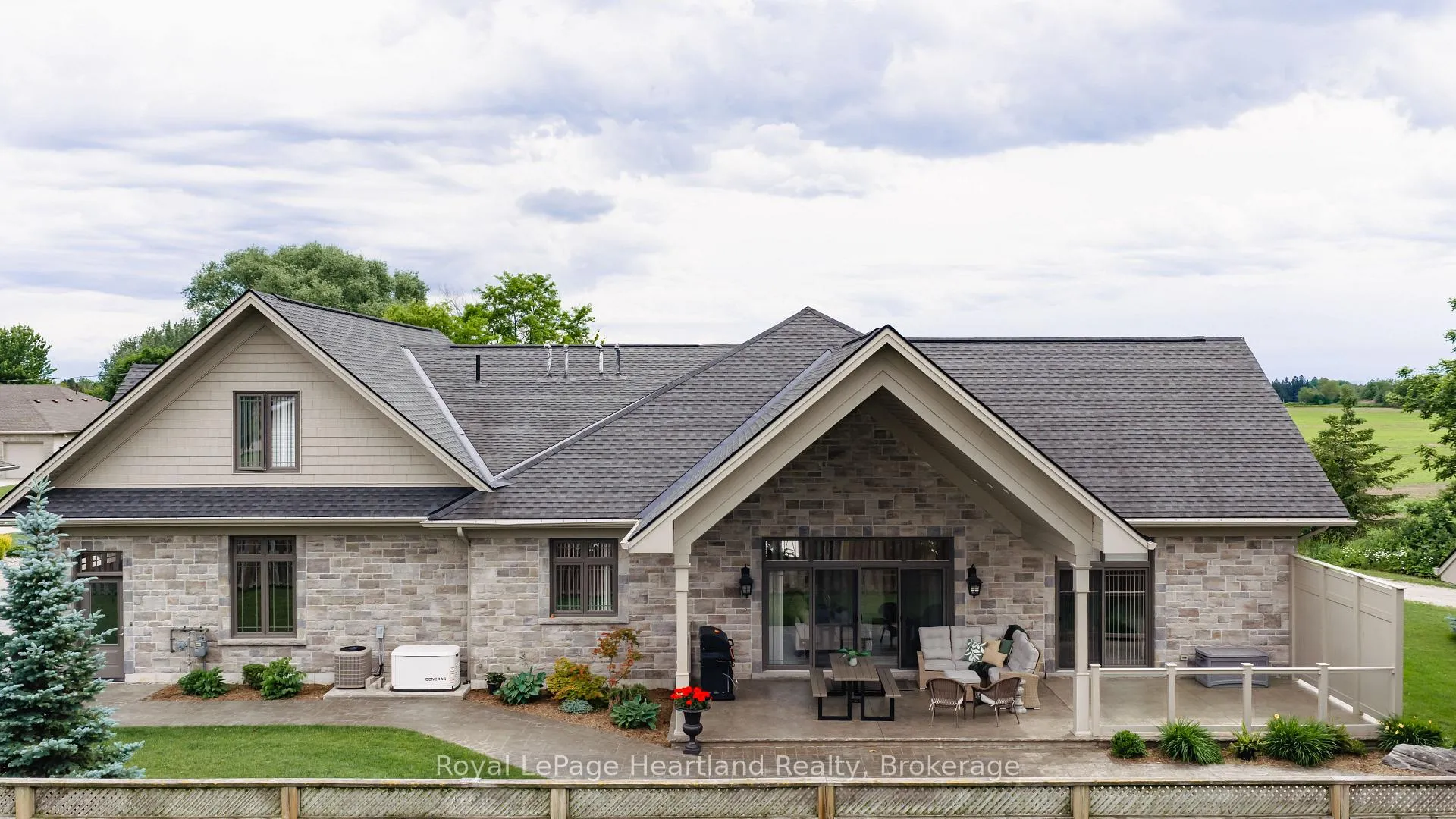 Photo 43 of 305 Mary Street, Central Huron, Clinton — HOMEH