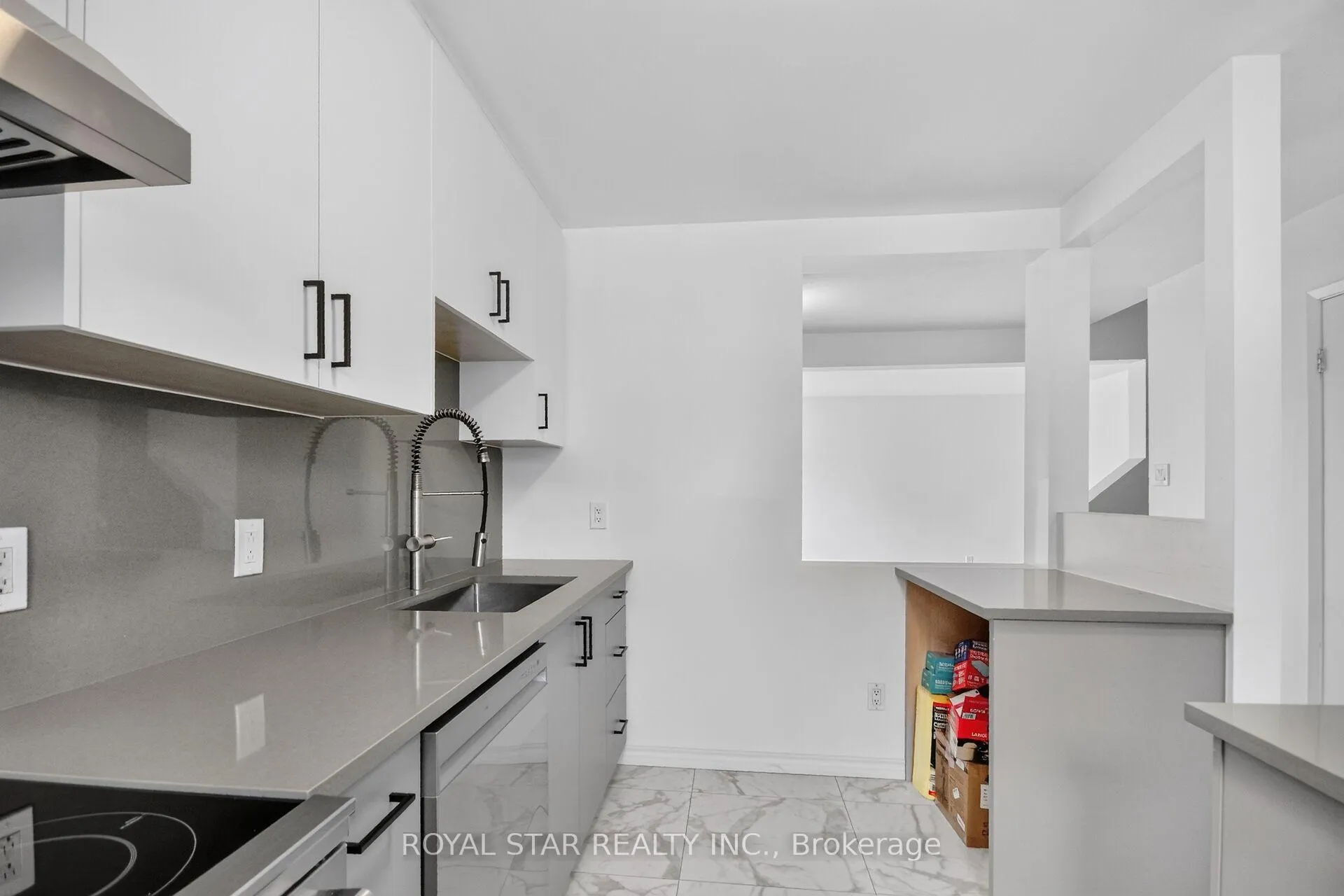 Photo 17 of 2705 Pimlico Crescent, Ottawa, Emerald Woods/Sawmill Creek — HOMEH
