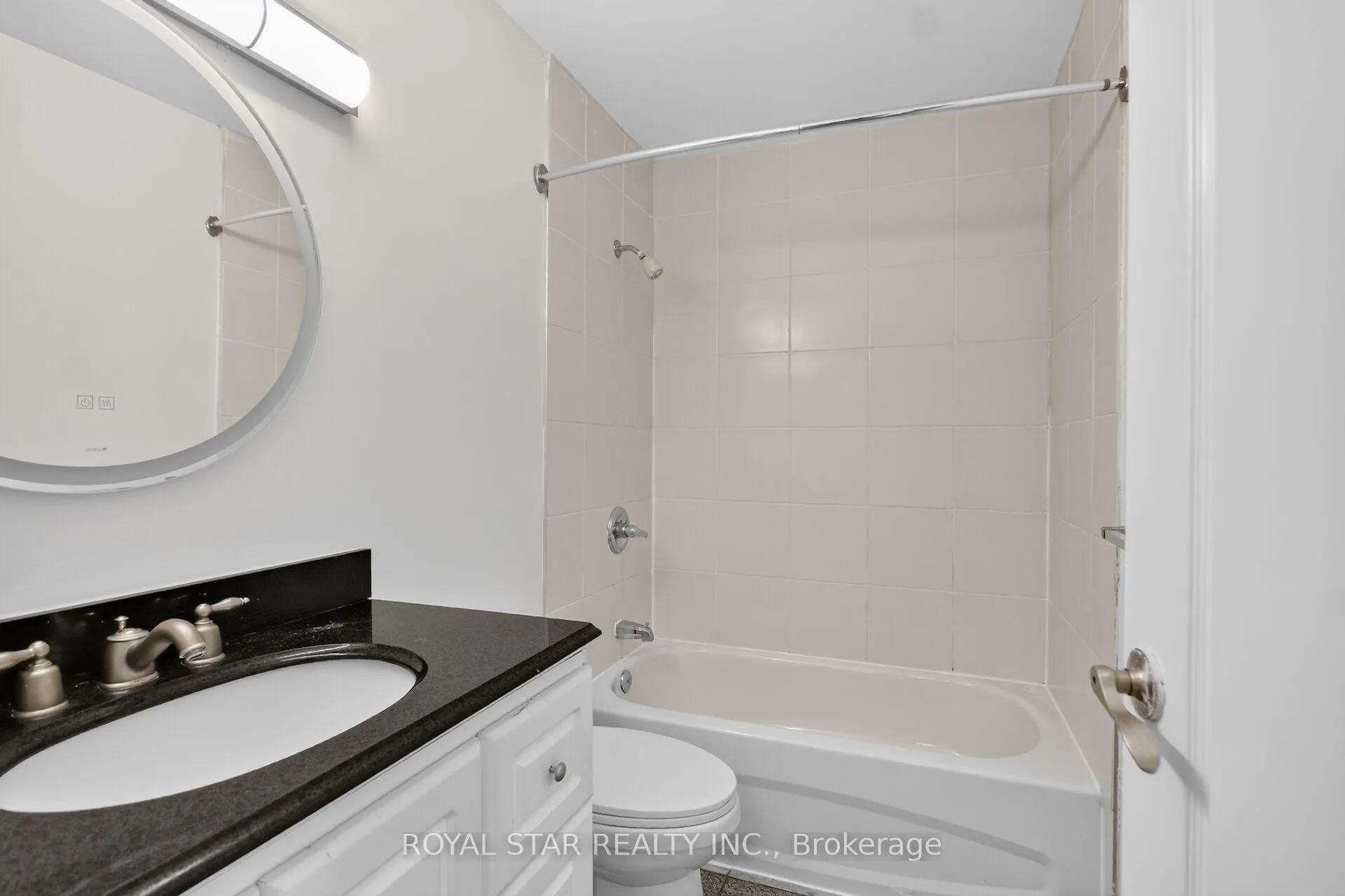 Photo 23 of 2705 Pimlico Crescent, Ottawa, Emerald Woods/Sawmill Creek — HOMEH