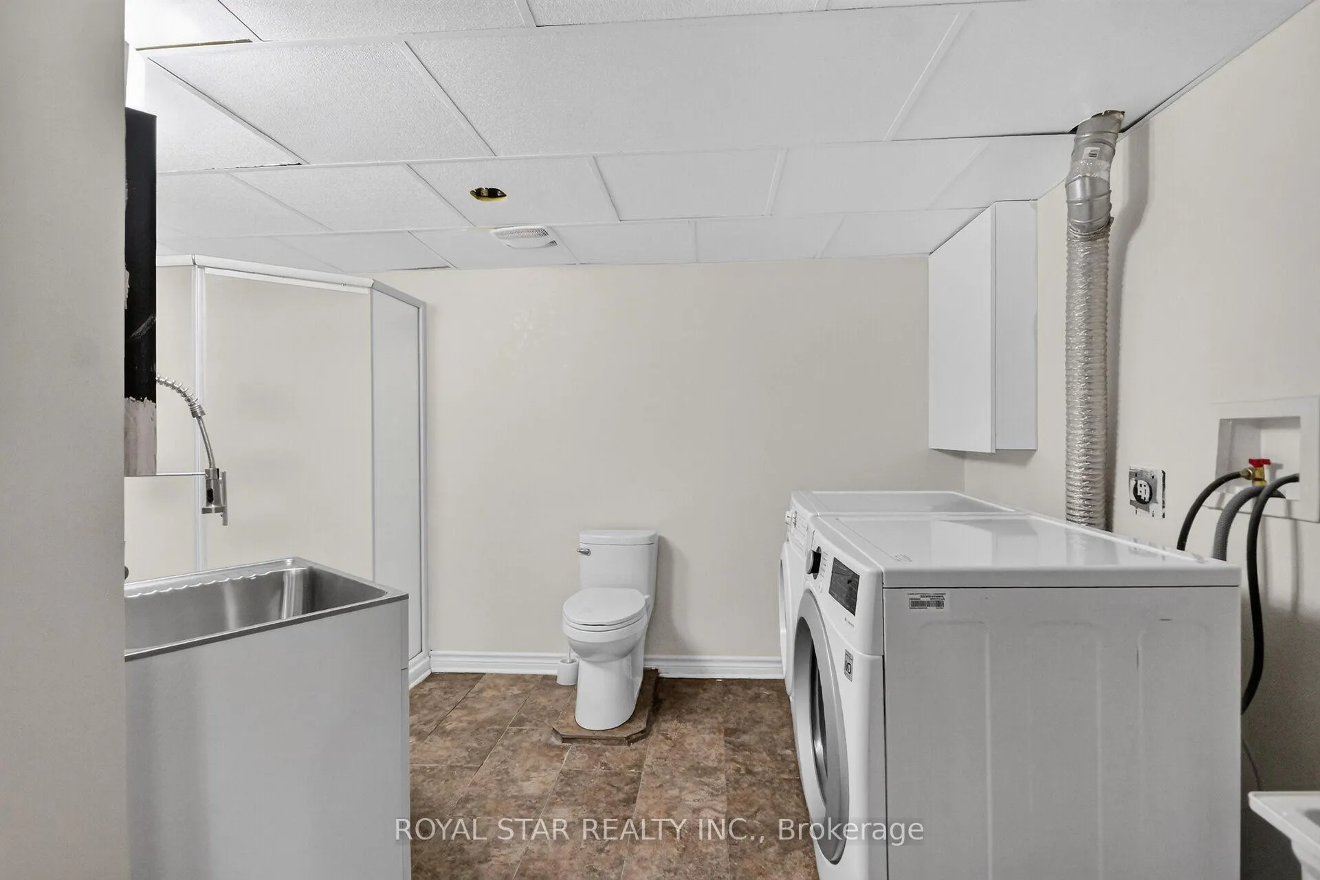 Photo 33 of 2705 Pimlico Crescent, Ottawa, Emerald Woods/Sawmill Creek — HOMEH